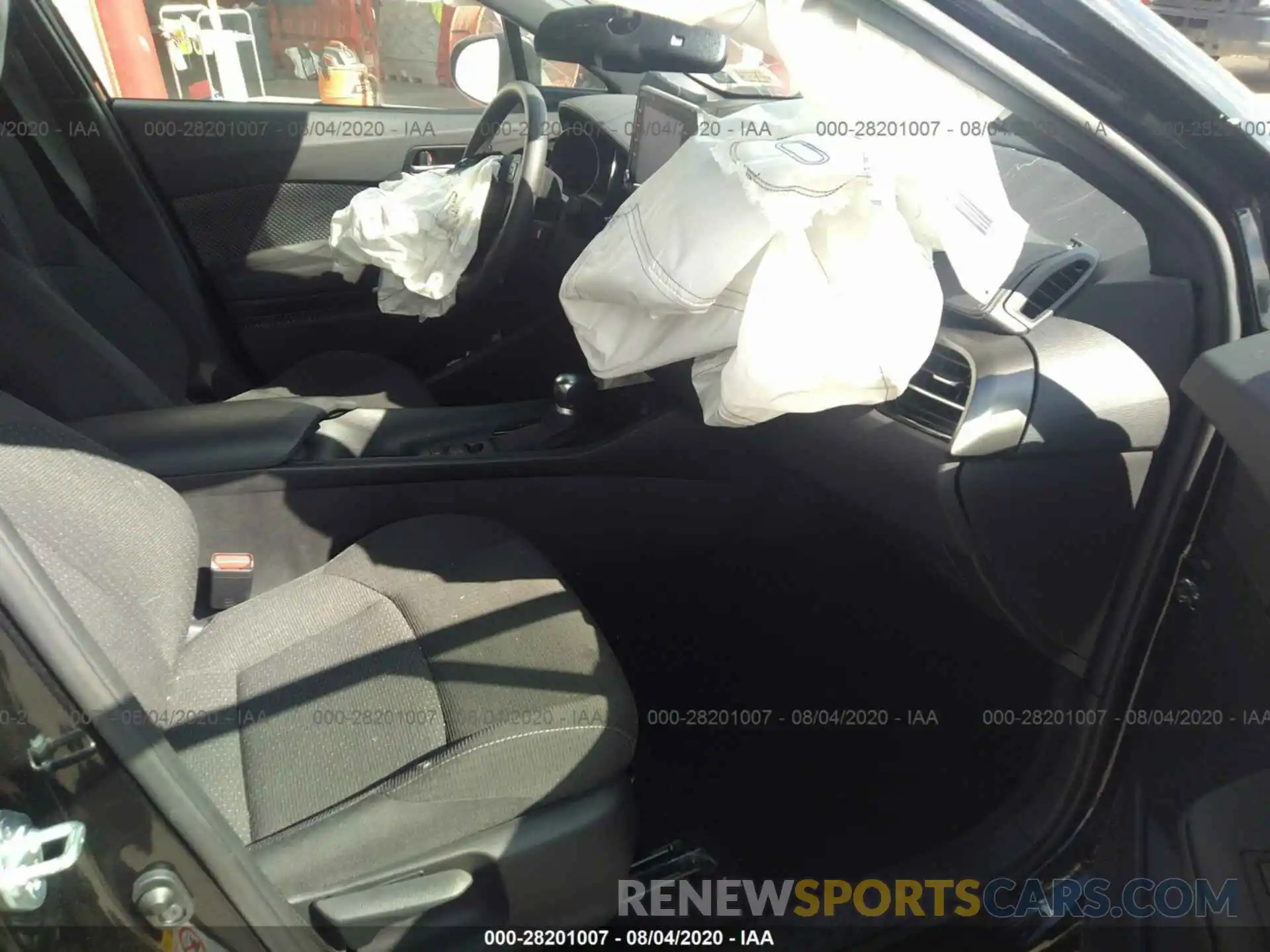 5 Photograph of a damaged car NMTKHMBX3KR101521 TOYOTA C-HR 2019