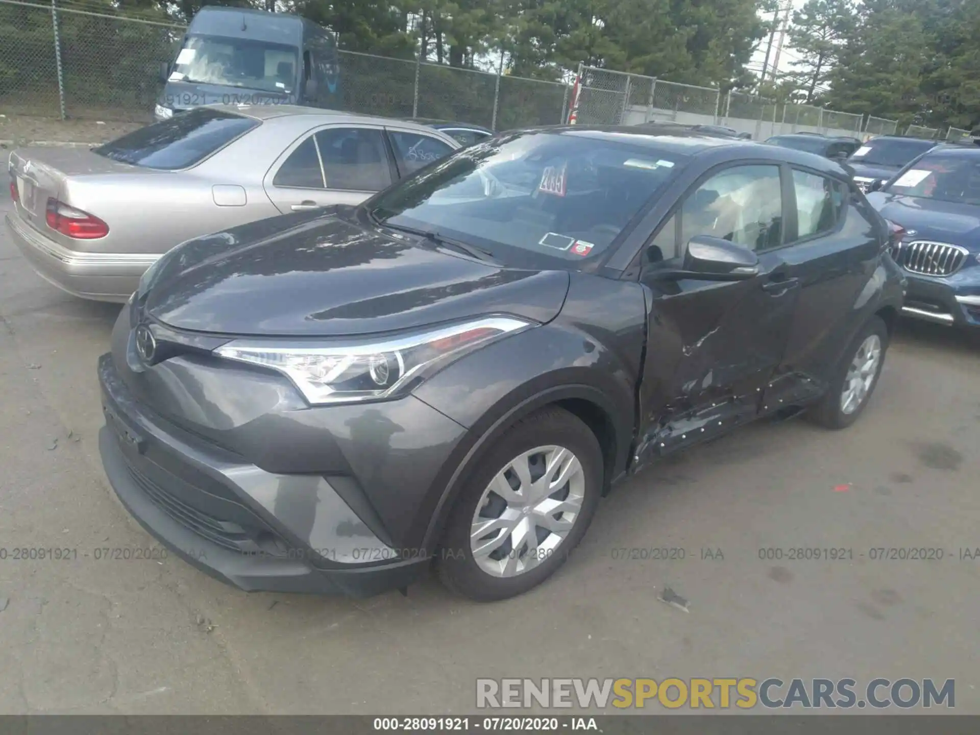 2 Фотография поврежденного автомобиля NMTKHMBX4KR068867 TOYOTA C-HR 2019