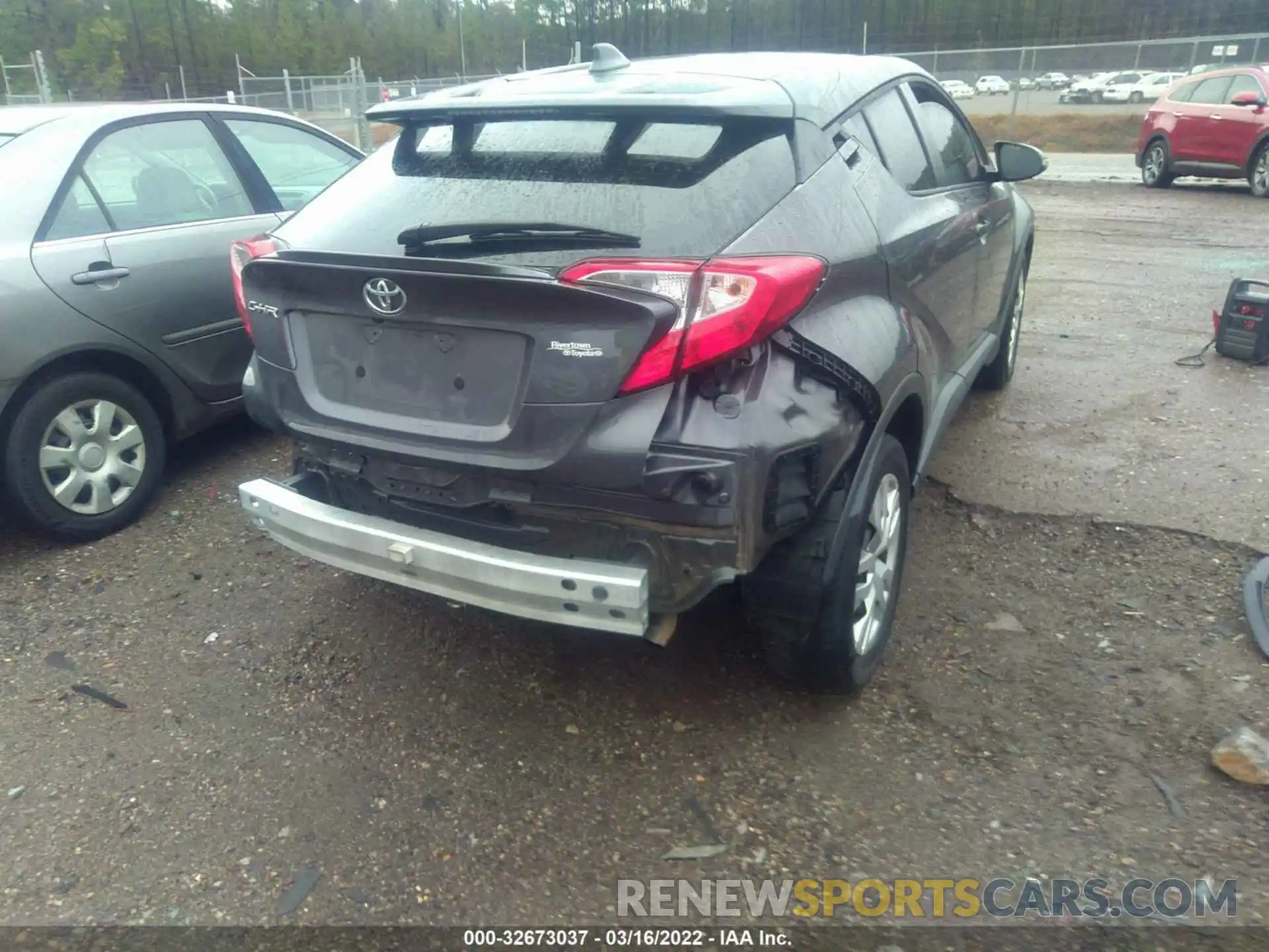 6 Photograph of a damaged car NMTKHMBX4KR068884 TOYOTA C-HR 2019