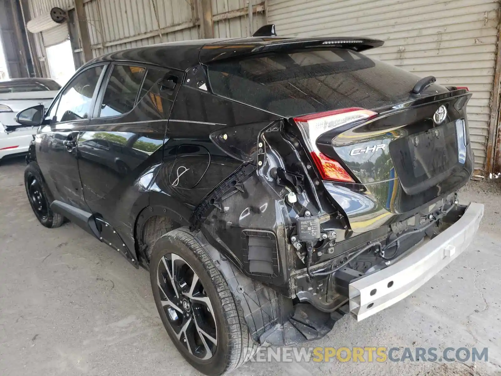 9 Photograph of a damaged car NMTKHMBX4KR069985 TOYOTA C-HR 2019