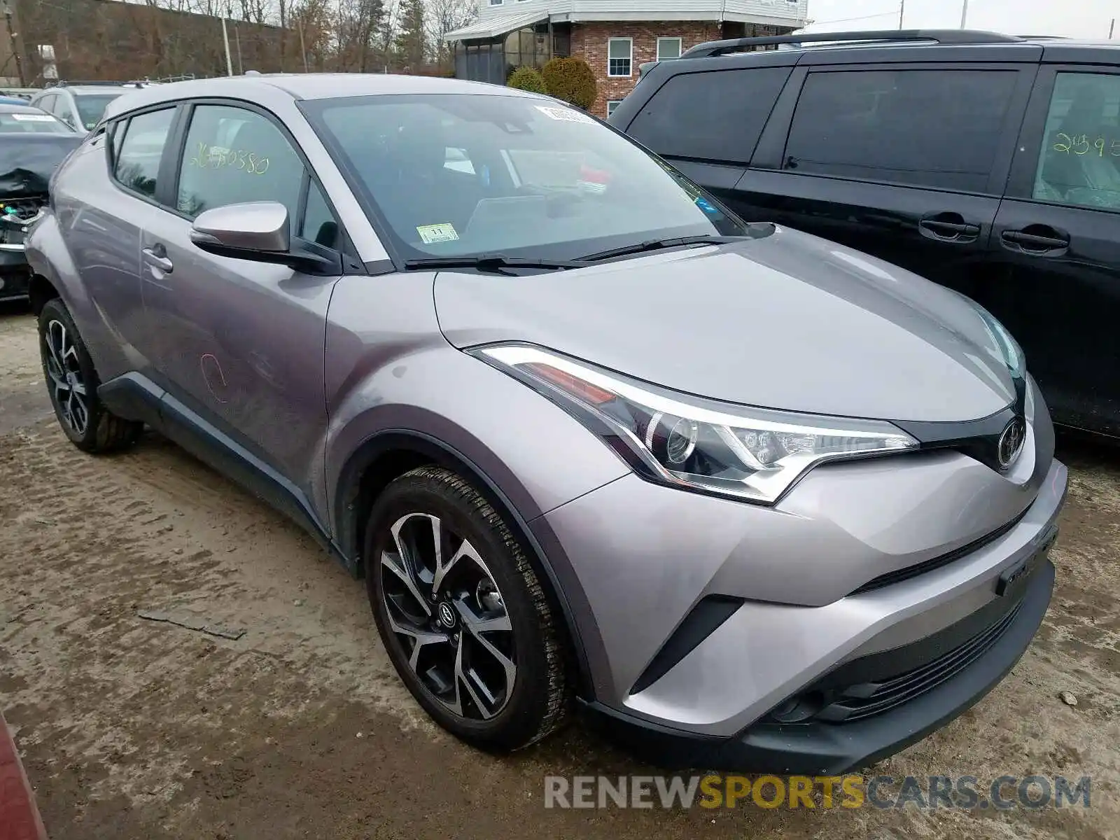 1 Фотография поврежденного автомобиля NMTKHMBX4KR071848 TOYOTA C-HR 2019