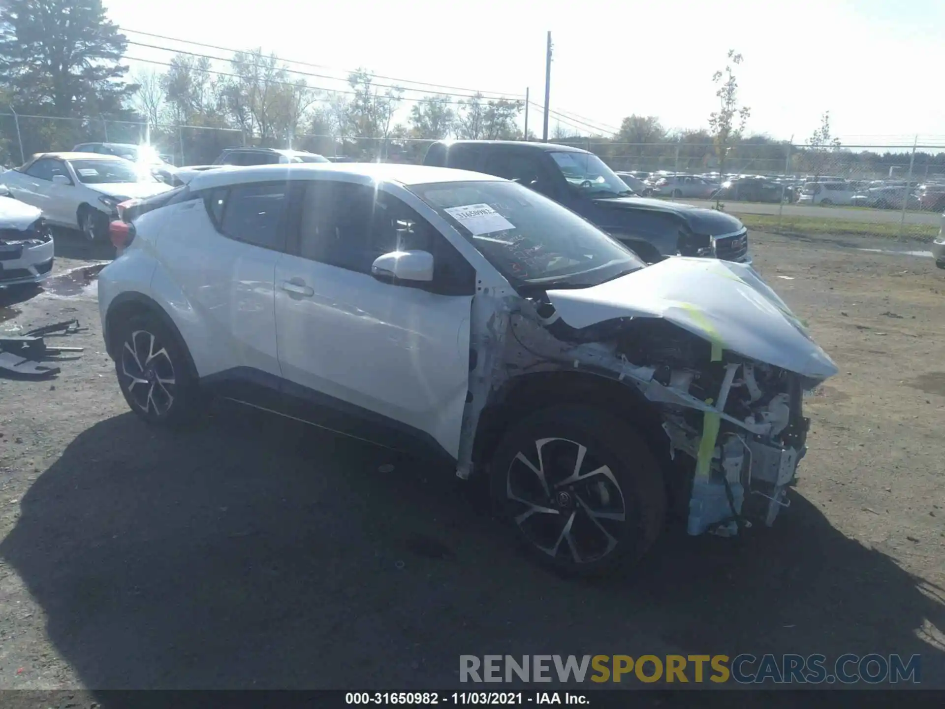 1 Photograph of a damaged car NMTKHMBX4KR073485 TOYOTA C-HR 2019