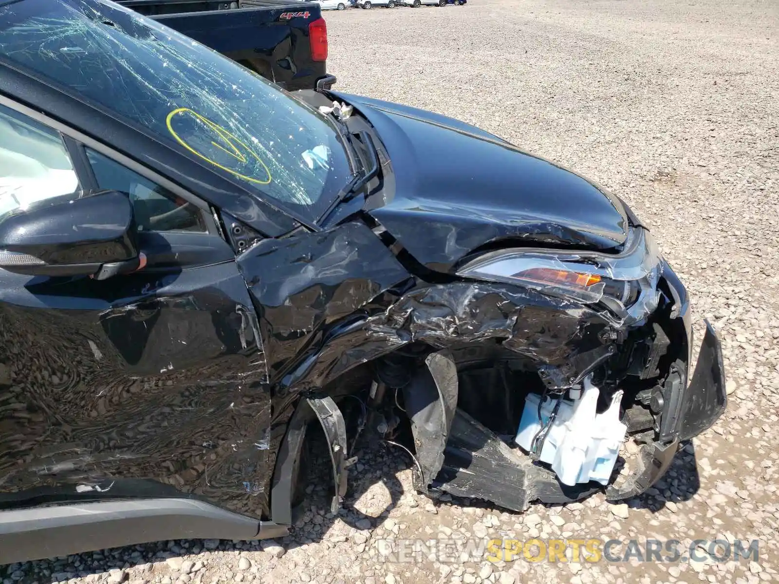 9 Photograph of a damaged car NMTKHMBX4KR076533 TOYOTA C-HR 2019