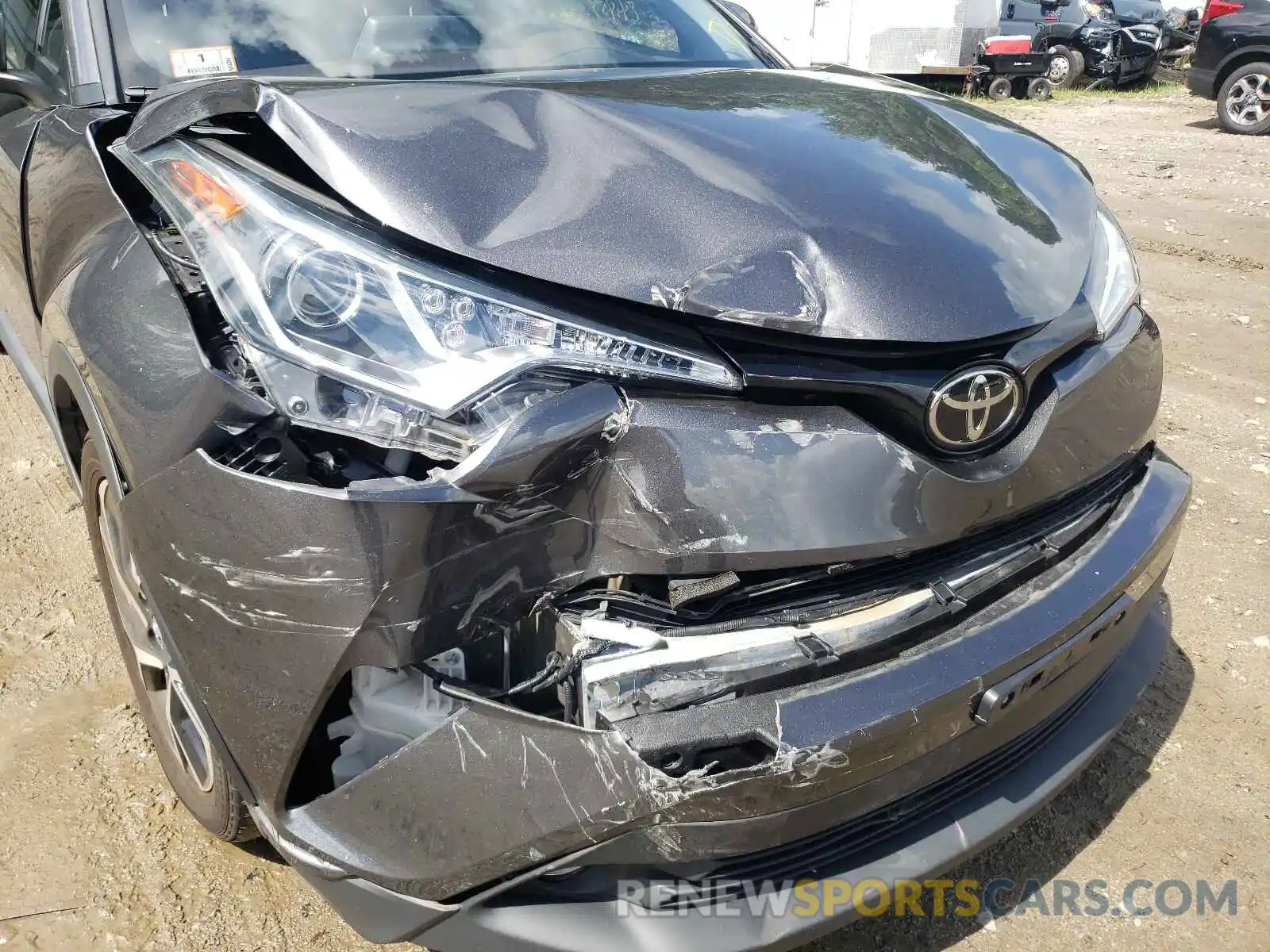 9 Photograph of a damaged car NMTKHMBX4KR077553 TOYOTA C-HR 2019