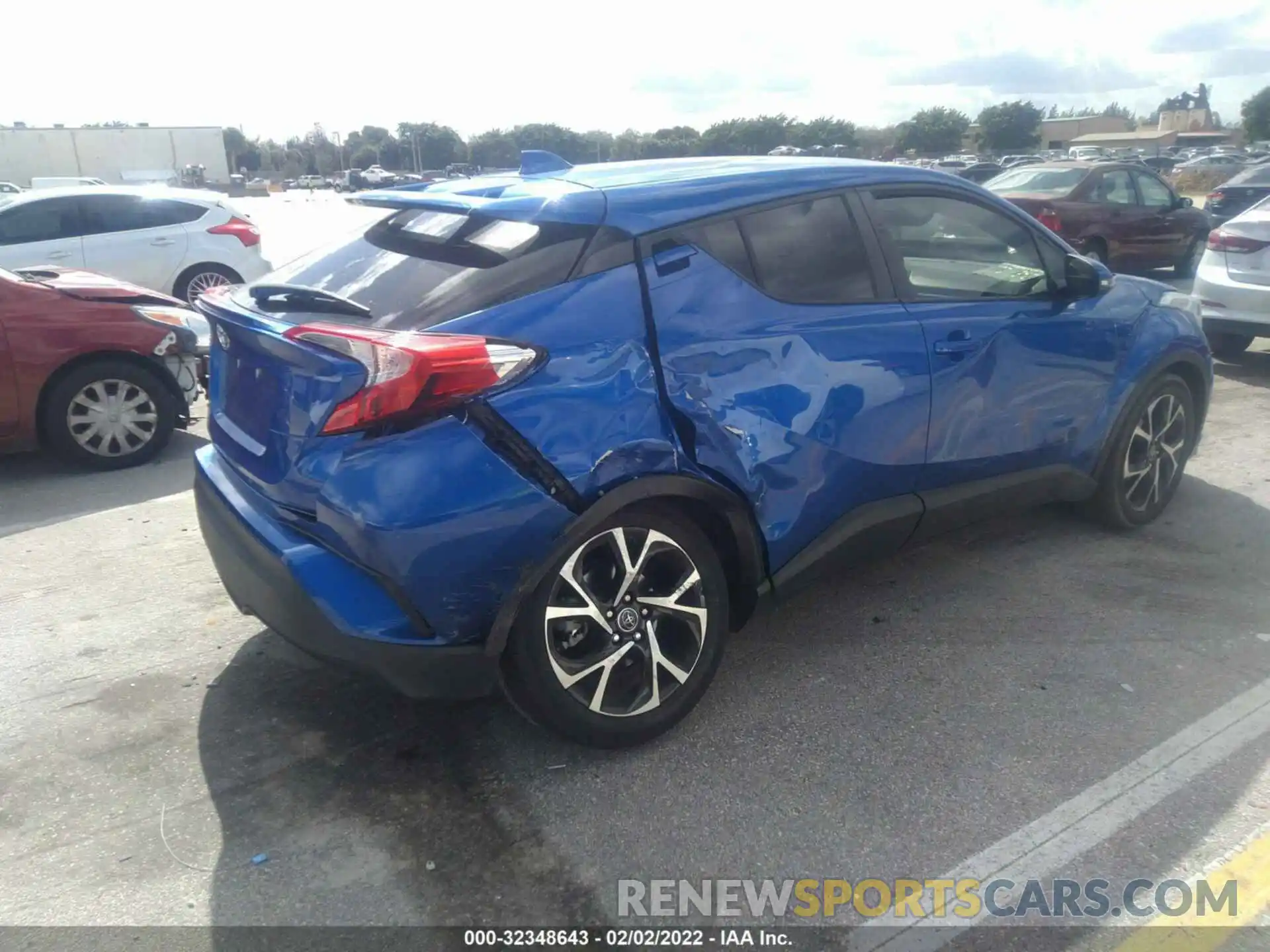 4 Photograph of a damaged car NMTKHMBX4KR077875 TOYOTA C-HR 2019