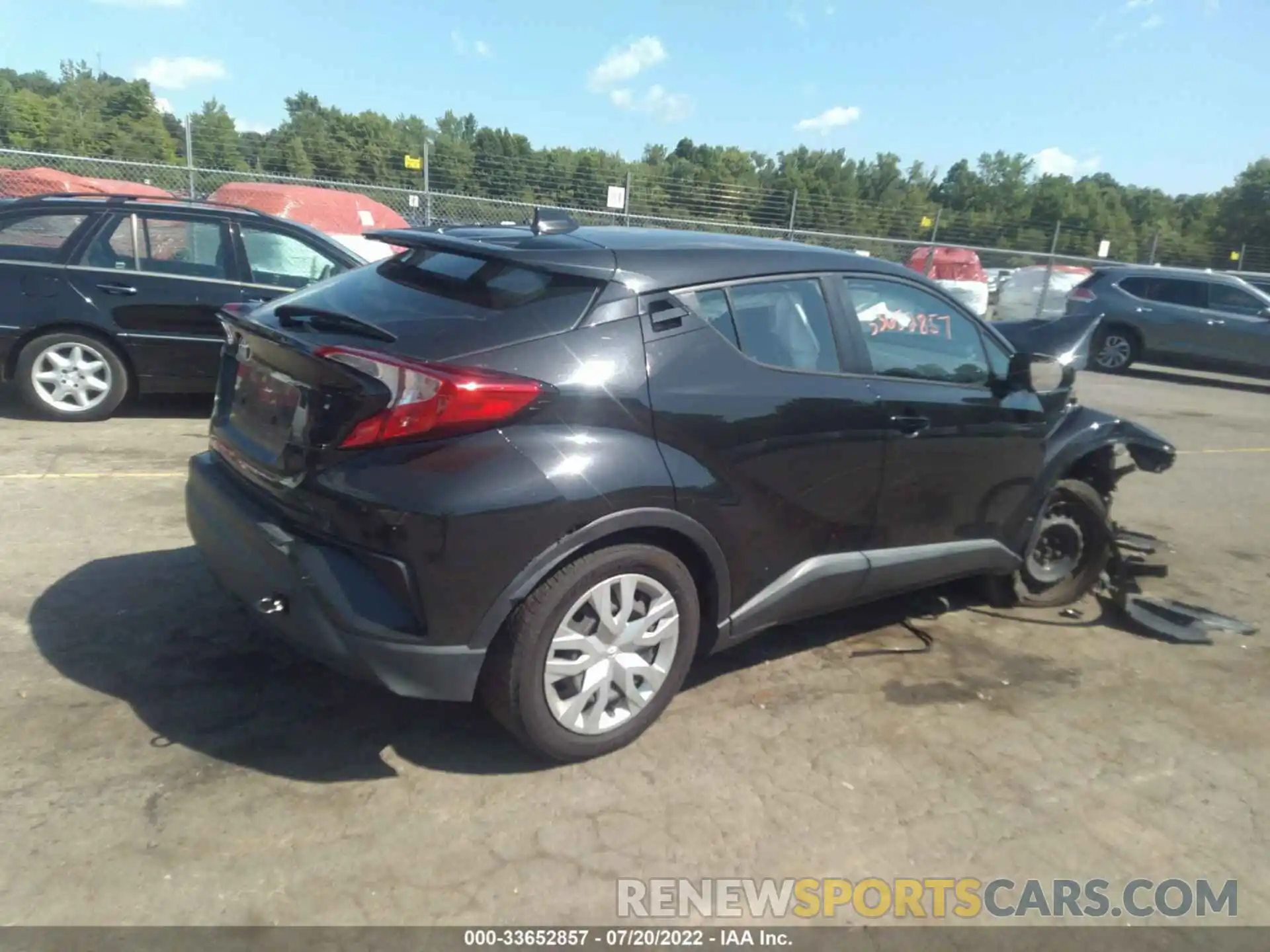 4 Фотография поврежденного автомобиля NMTKHMBX4KR079349 TOYOTA C-HR 2019