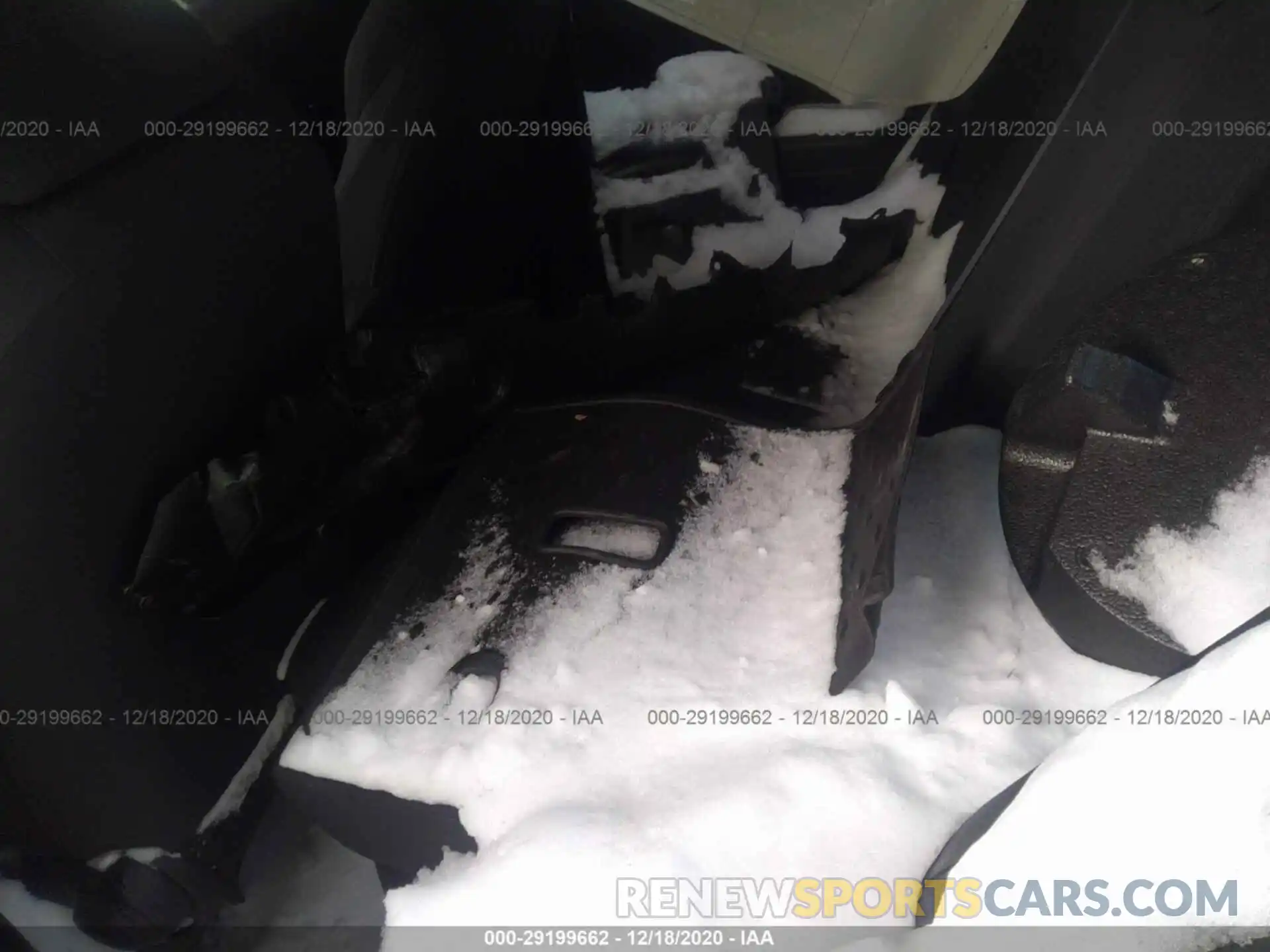 8 Photograph of a damaged car NMTKHMBX4KR079612 TOYOTA C-HR 2019