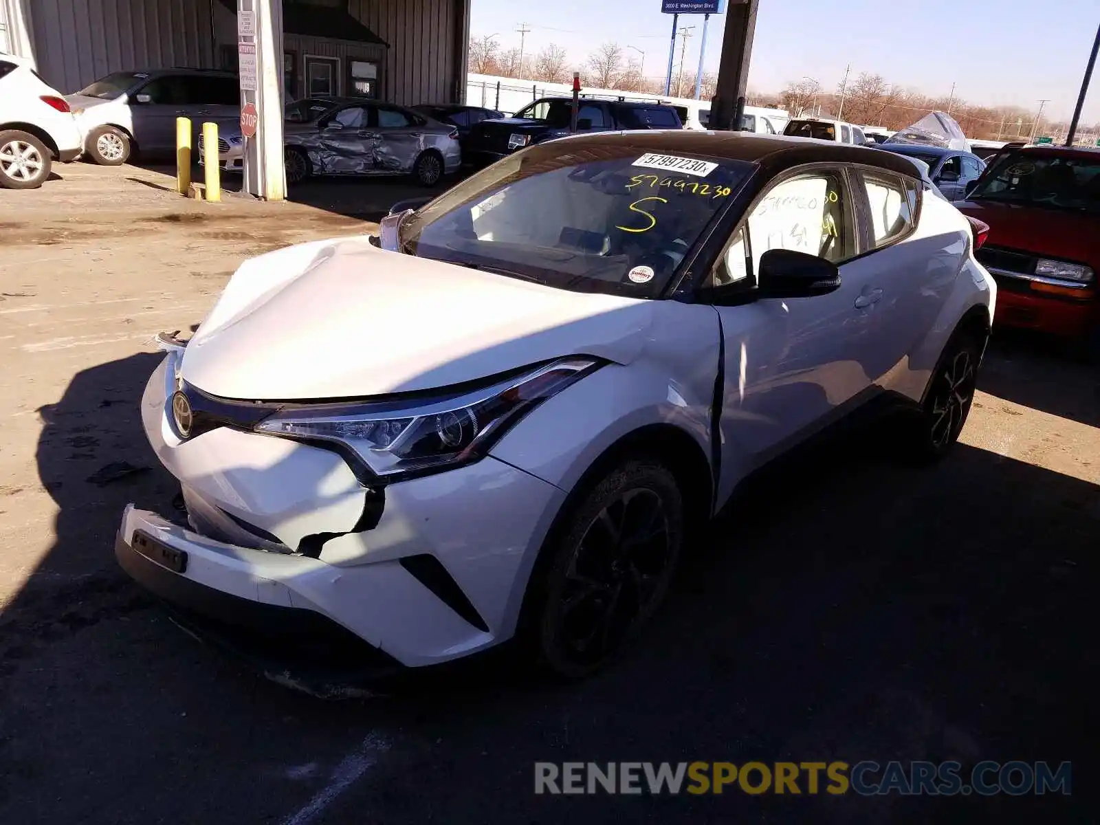 2 Фотография поврежденного автомобиля NMTKHMBX4KR080663 TOYOTA C-HR 2019