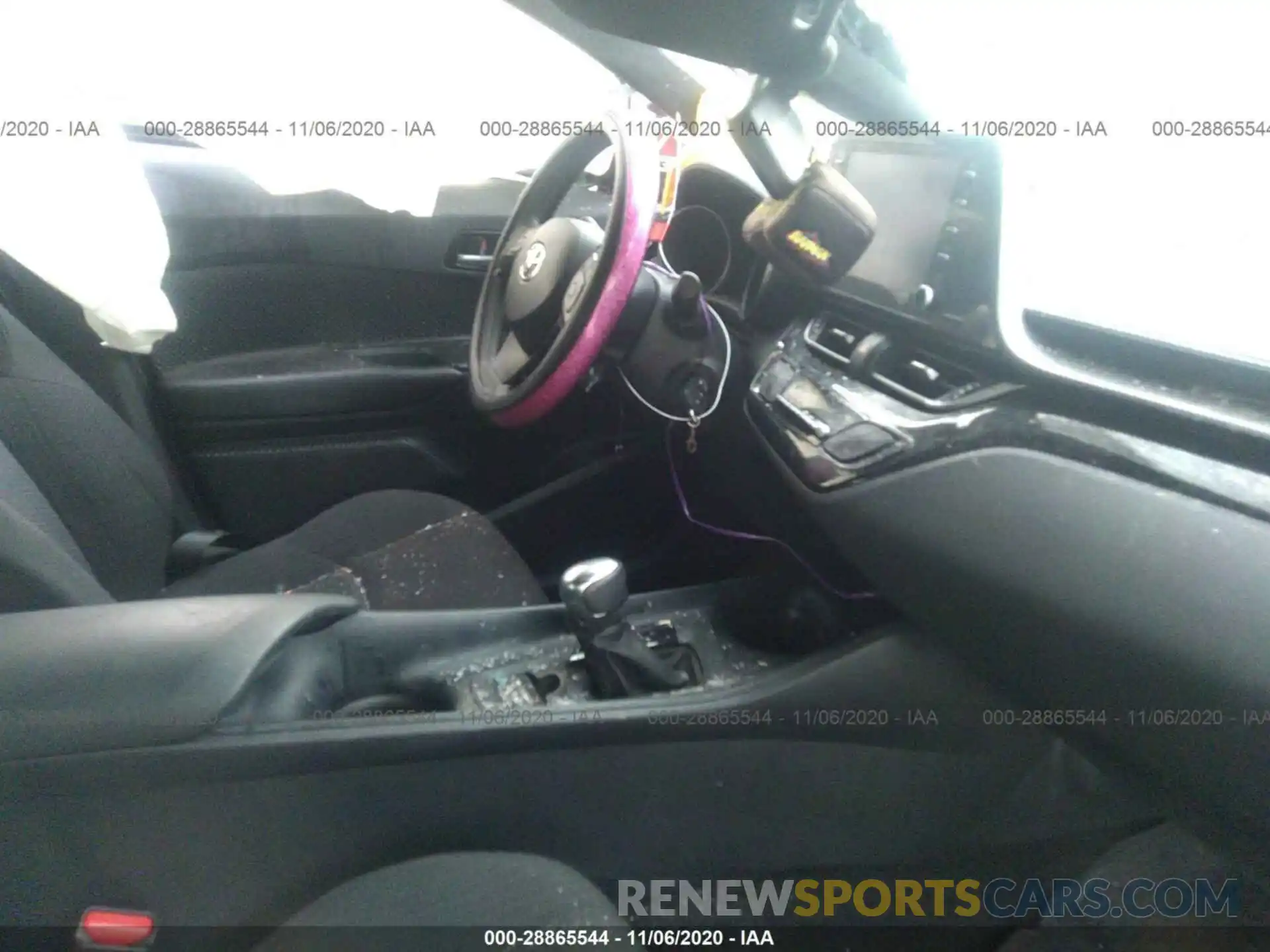 5 Photograph of a damaged car NMTKHMBX4KR081912 TOYOTA C-HR 2019