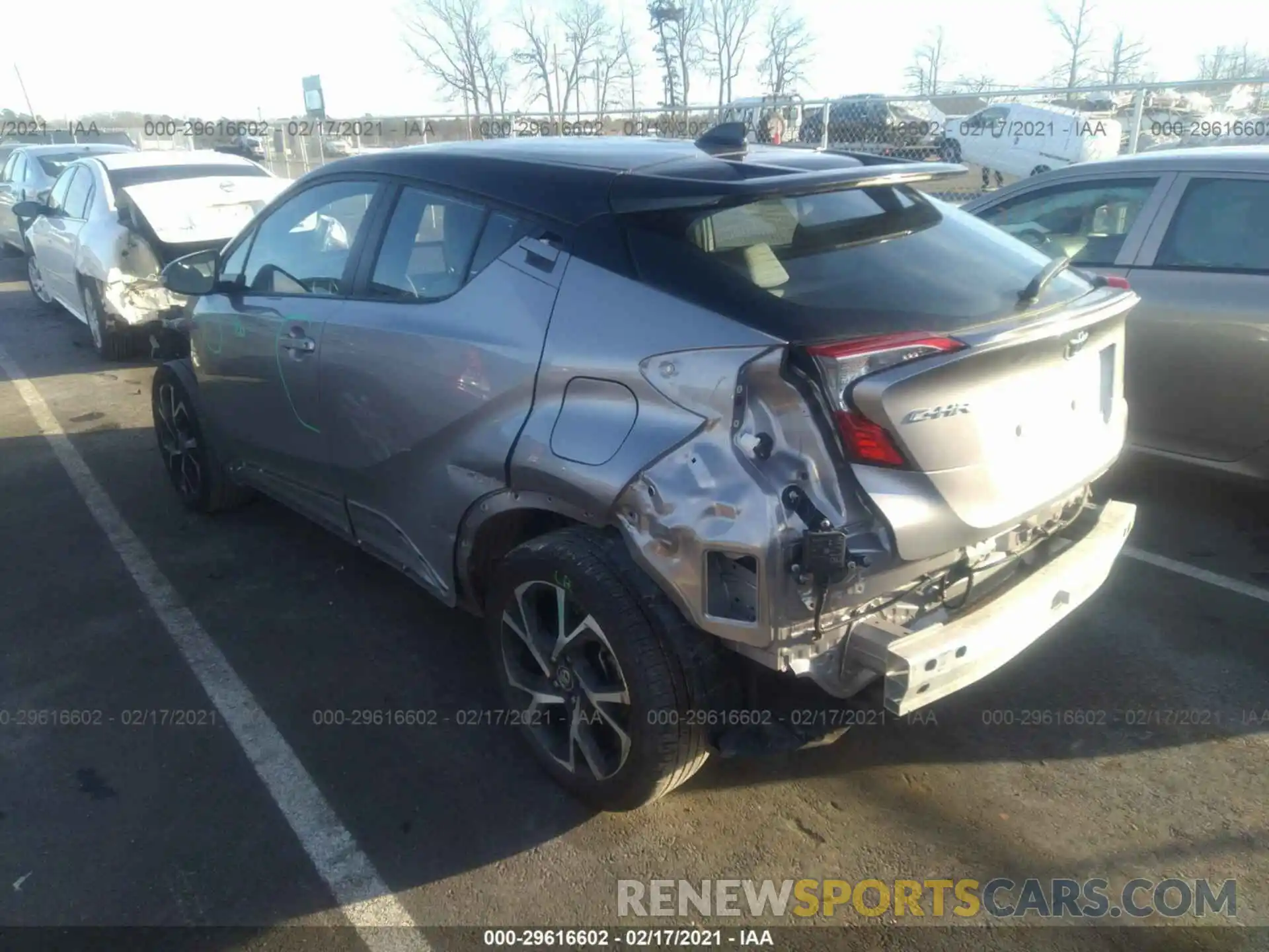 3 Фотография поврежденного автомобиля NMTKHMBX4KR082588 TOYOTA C-HR 2019