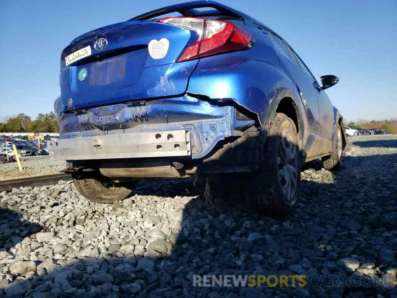 9 Photograph of a damaged car NMTKHMBX4KR082722 TOYOTA C-HR 2019