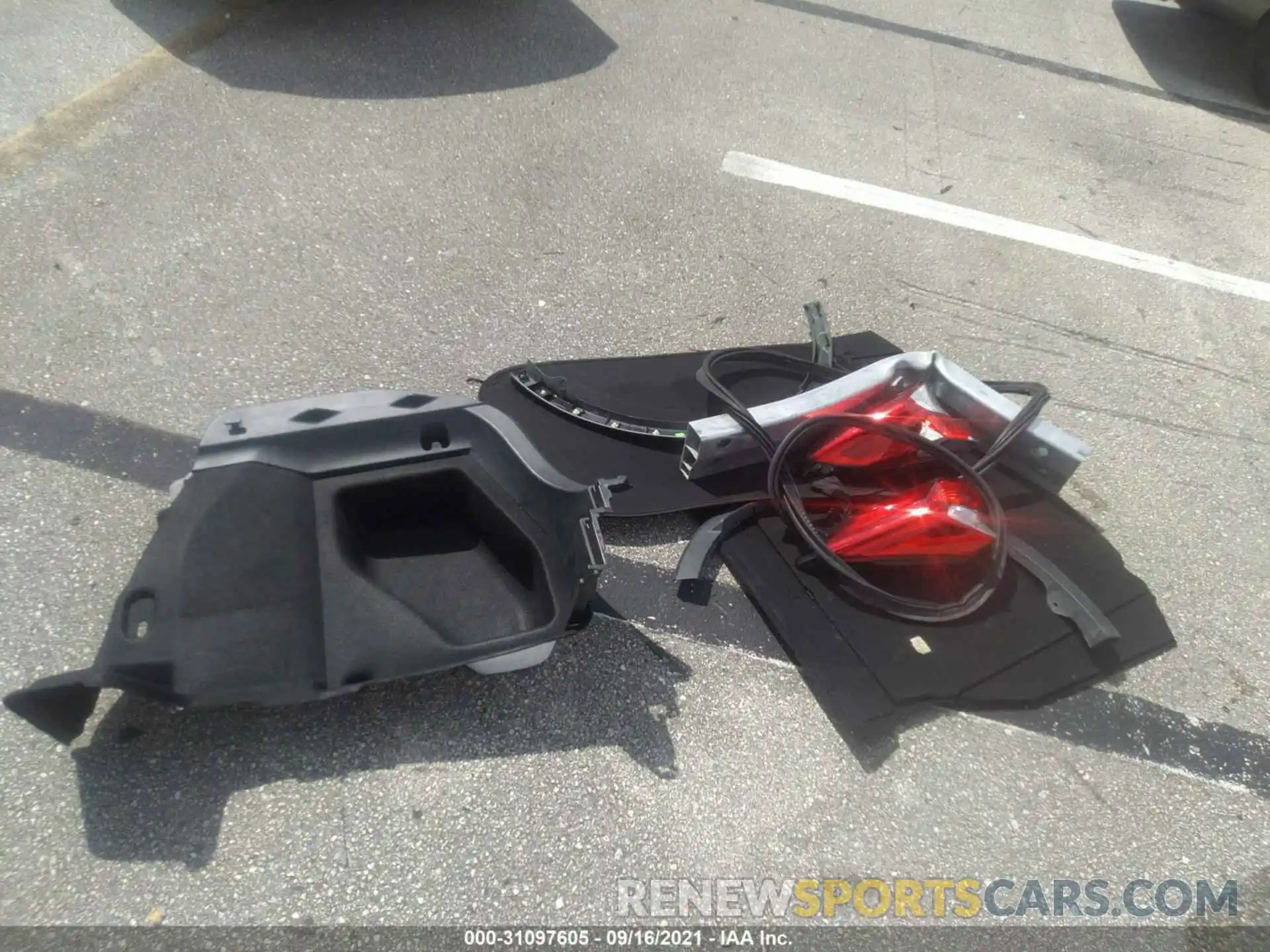 12 Photograph of a damaged car NMTKHMBX4KR083336 TOYOTA C-HR 2019