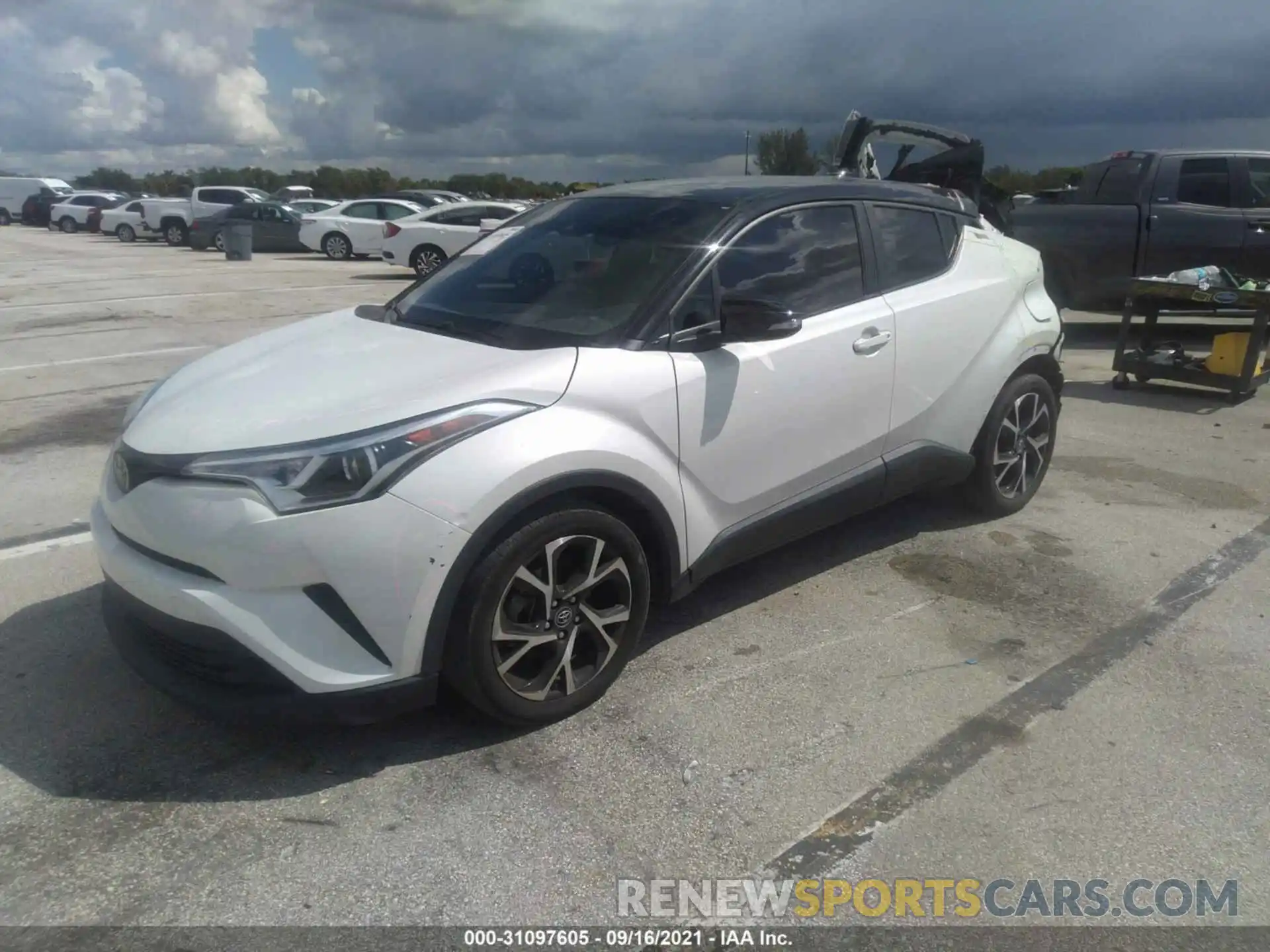 2 Фотография поврежденного автомобиля NMTKHMBX4KR083336 TOYOTA C-HR 2019