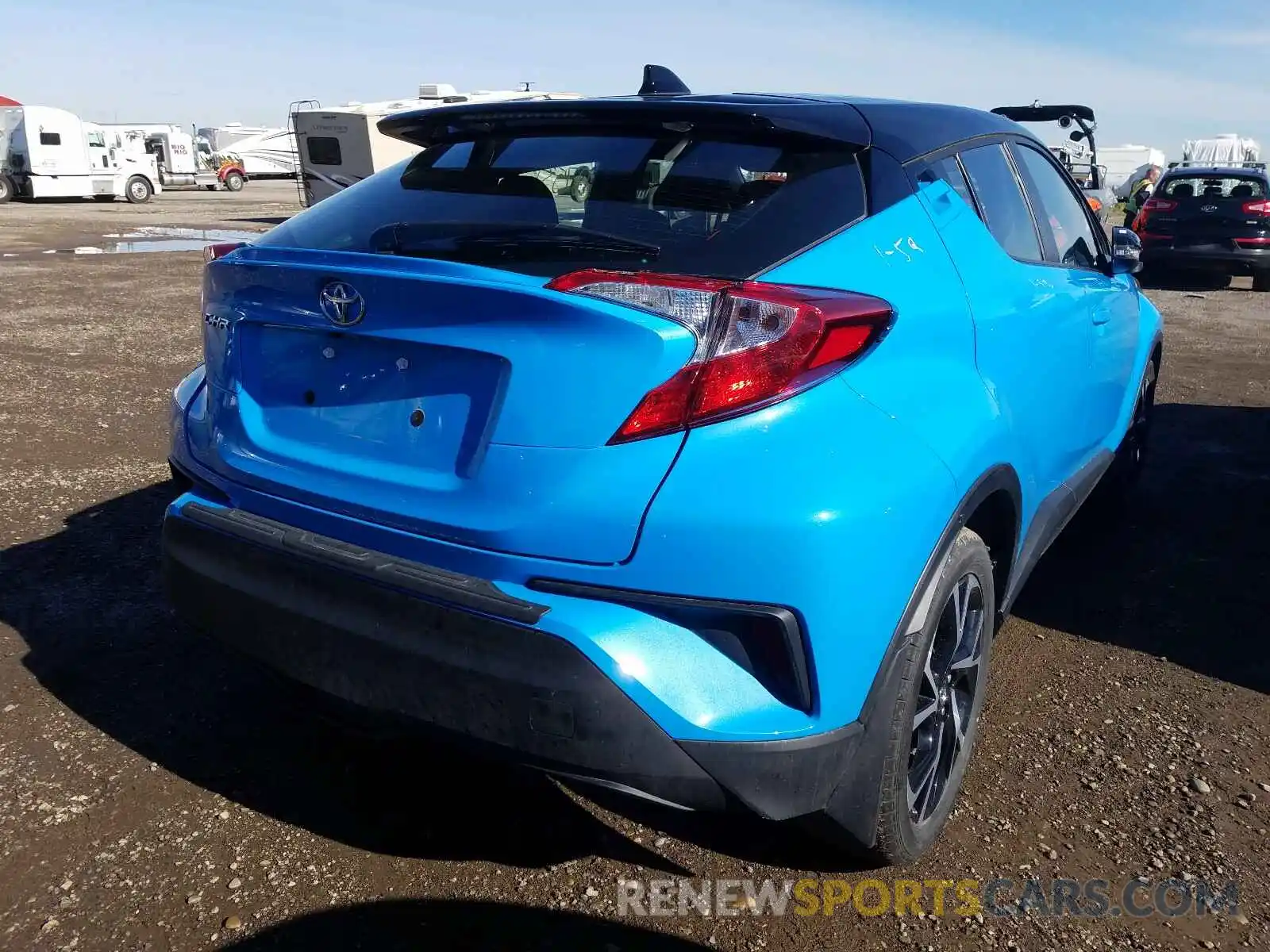 4 Фотография поврежденного автомобиля NMTKHMBX4KR083546 TOYOTA C-HR 2019