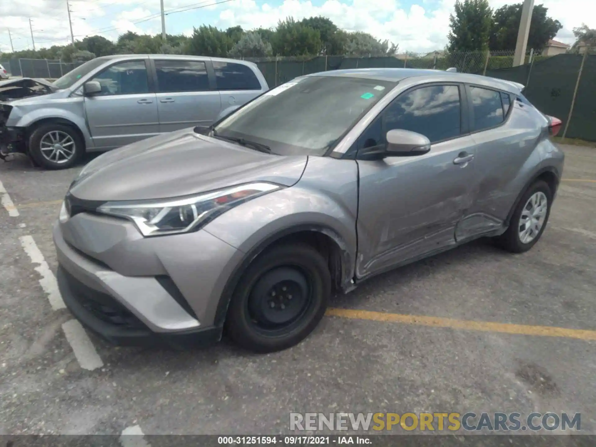 2 Фотография поврежденного автомобиля NMTKHMBX4KR083594 TOYOTA C-HR 2019