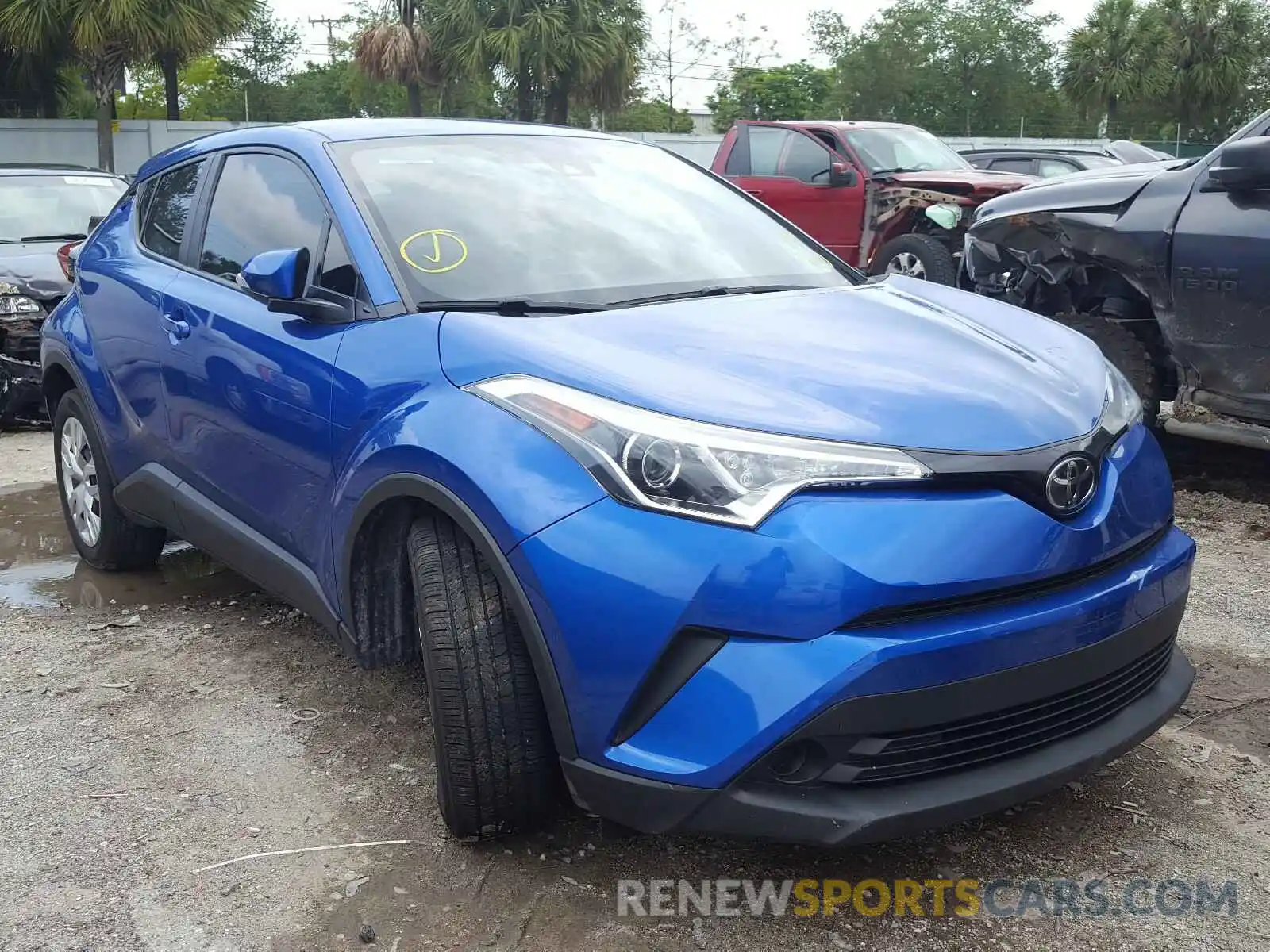 1 Photograph of a damaged car NMTKHMBX4KR084714 TOYOTA C-HR 2019