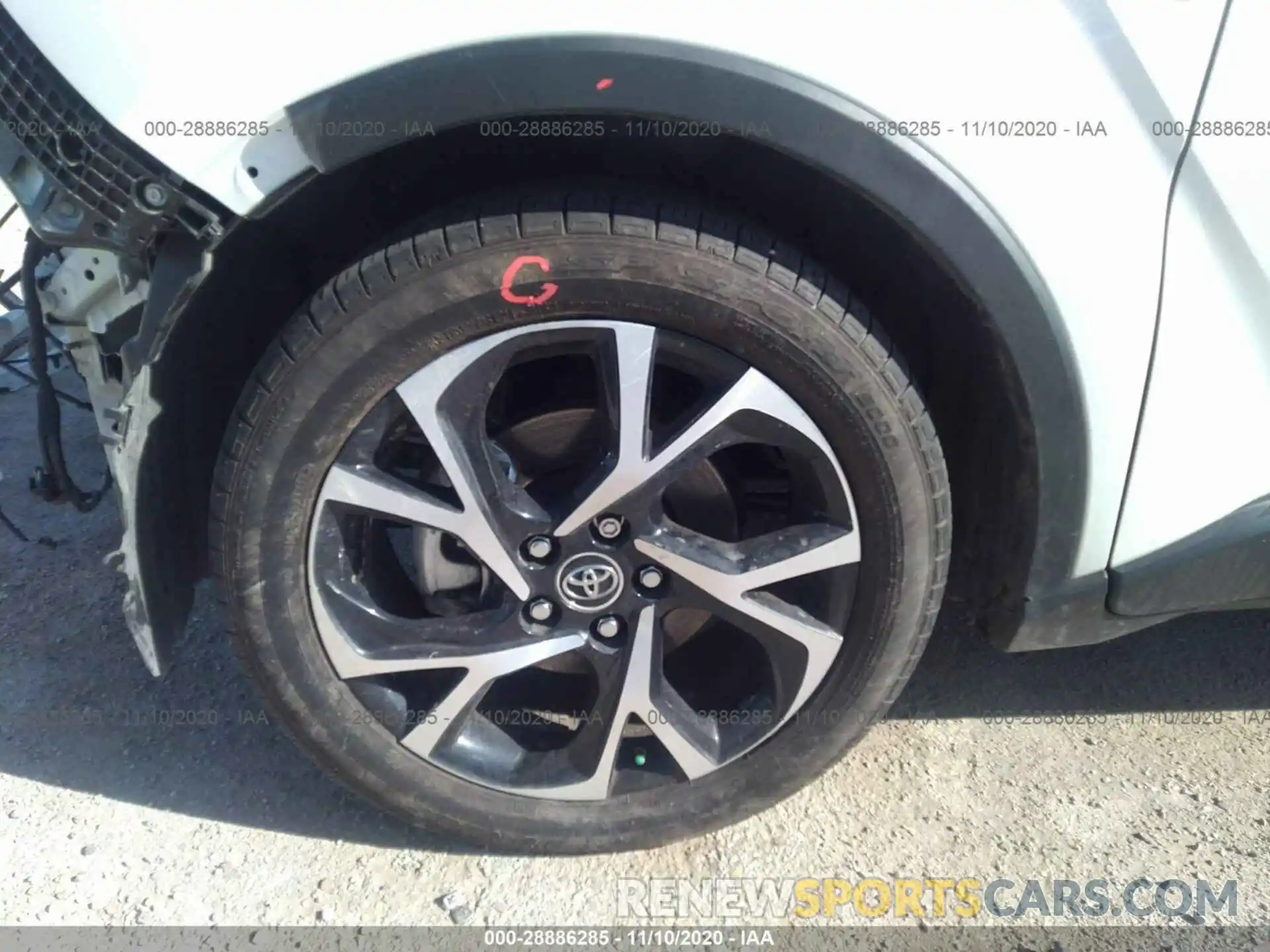 13 Photograph of a damaged car NMTKHMBX4KR086141 TOYOTA C-HR 2019