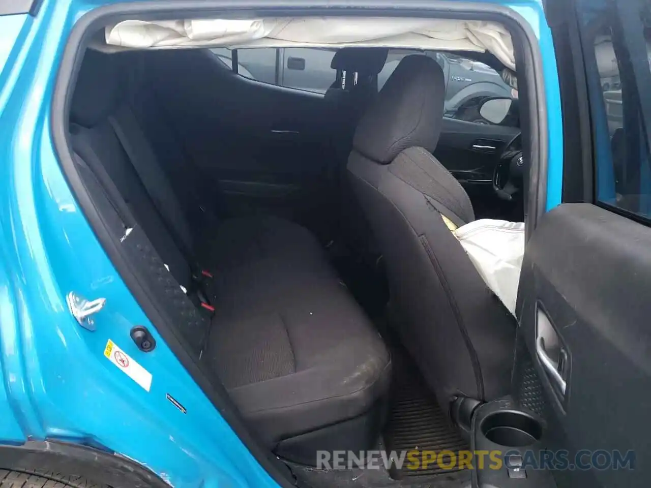 6 Photograph of a damaged car NMTKHMBX4KR086463 TOYOTA C-HR 2019