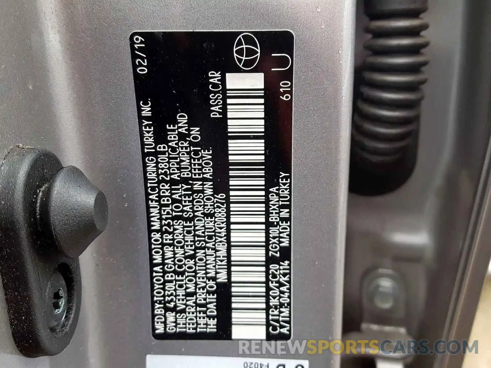 10 Фотография поврежденного автомобиля NMTKHMBX4KR088276 TOYOTA C-HR 2019