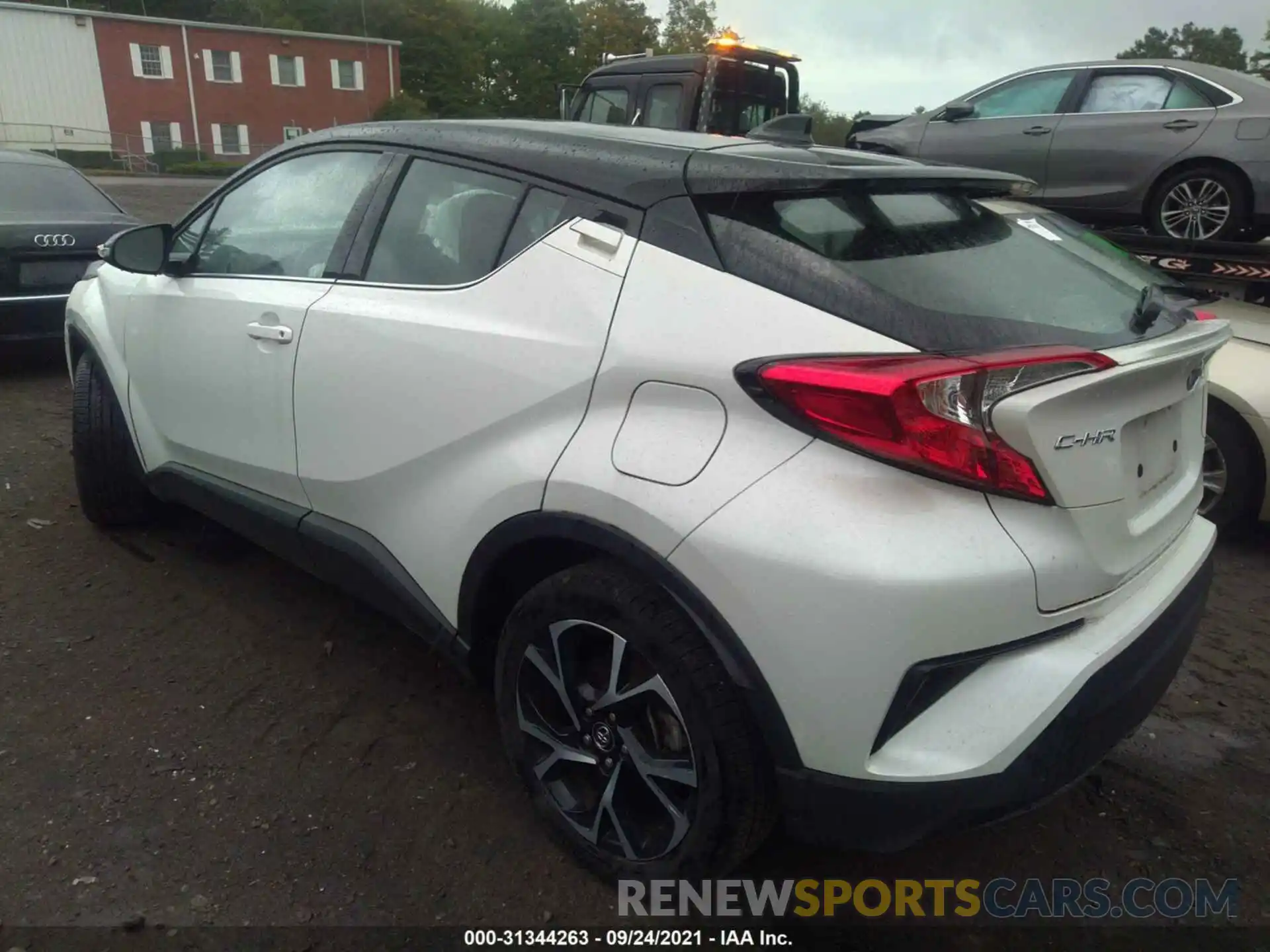 3 Photograph of a damaged car NMTKHMBX4KR088925 TOYOTA C-HR 2019