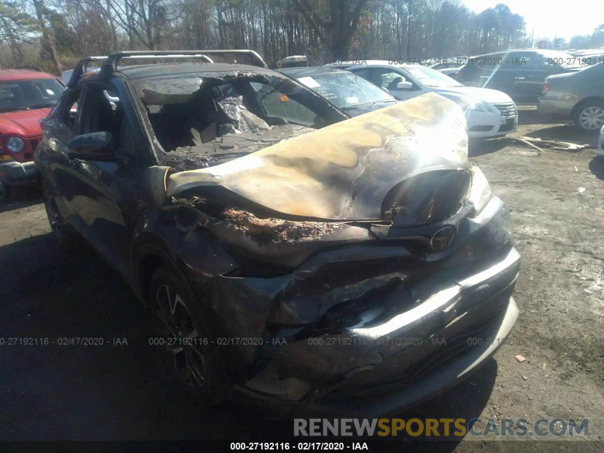 1 Photograph of a damaged car NMTKHMBX4KR090027 TOYOTA C-HR 2019