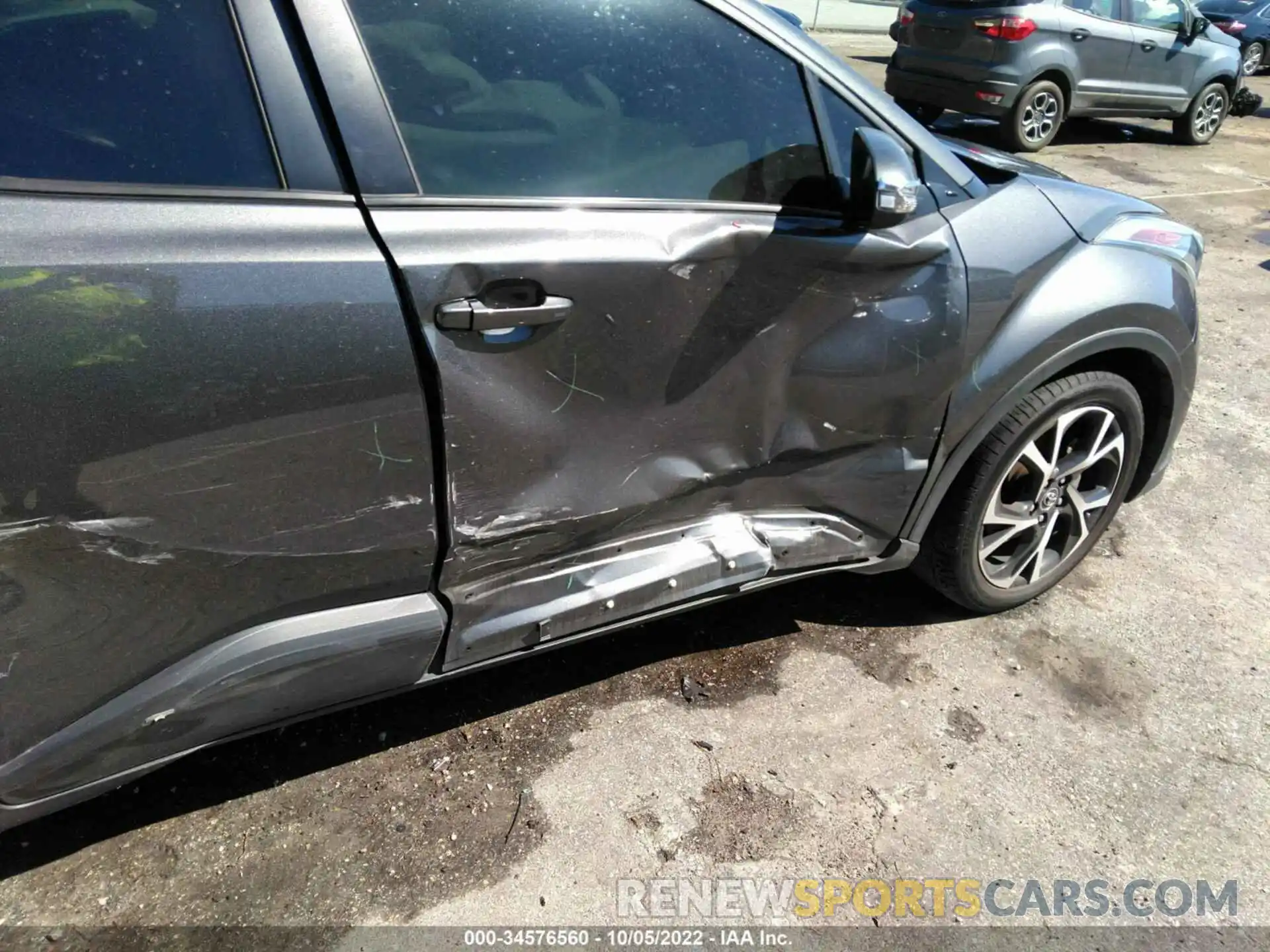 6 Photograph of a damaged car NMTKHMBX4KR091758 TOYOTA C-HR 2019