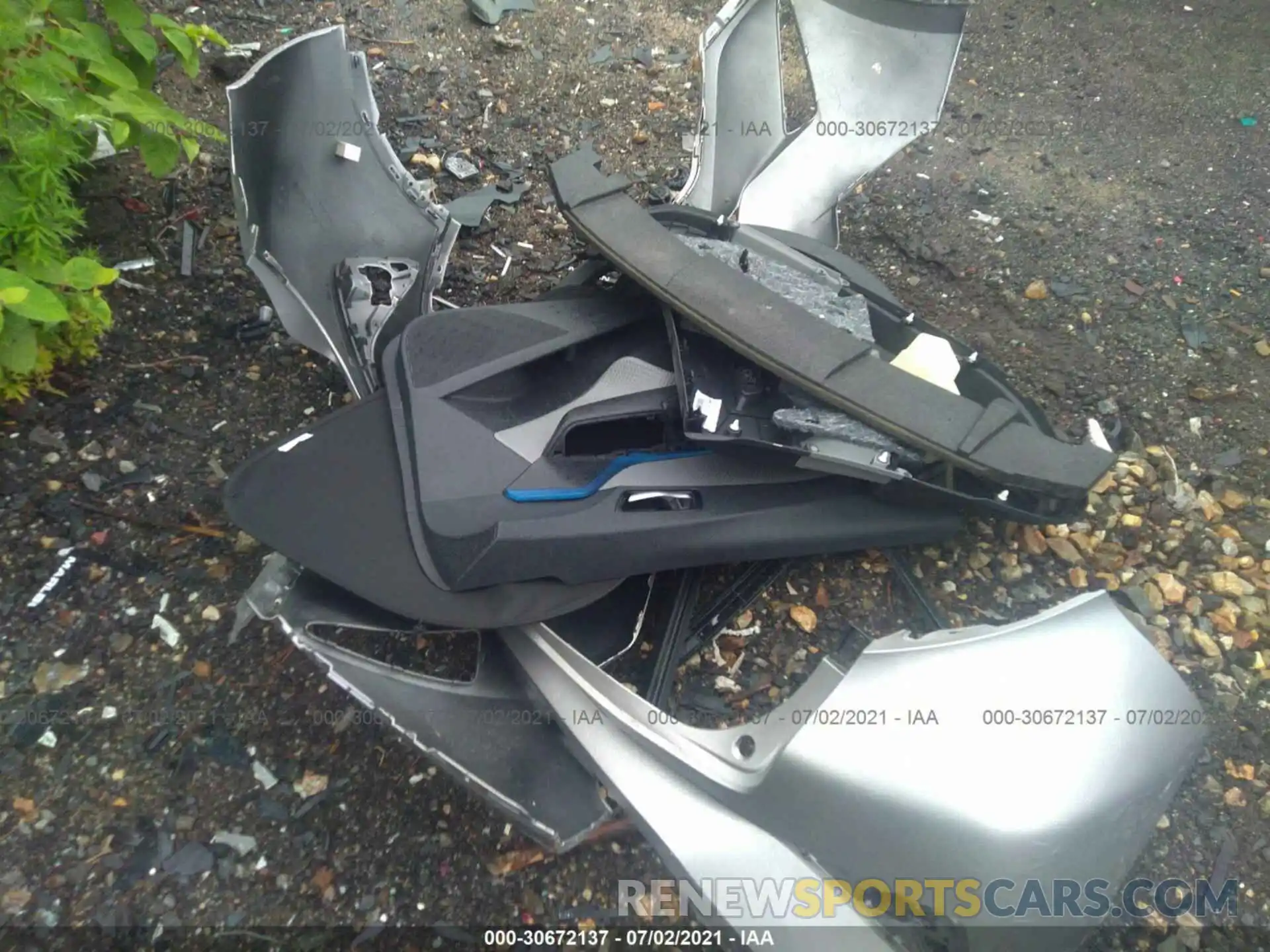 12 Photograph of a damaged car NMTKHMBX4KR092666 TOYOTA C-HR 2019