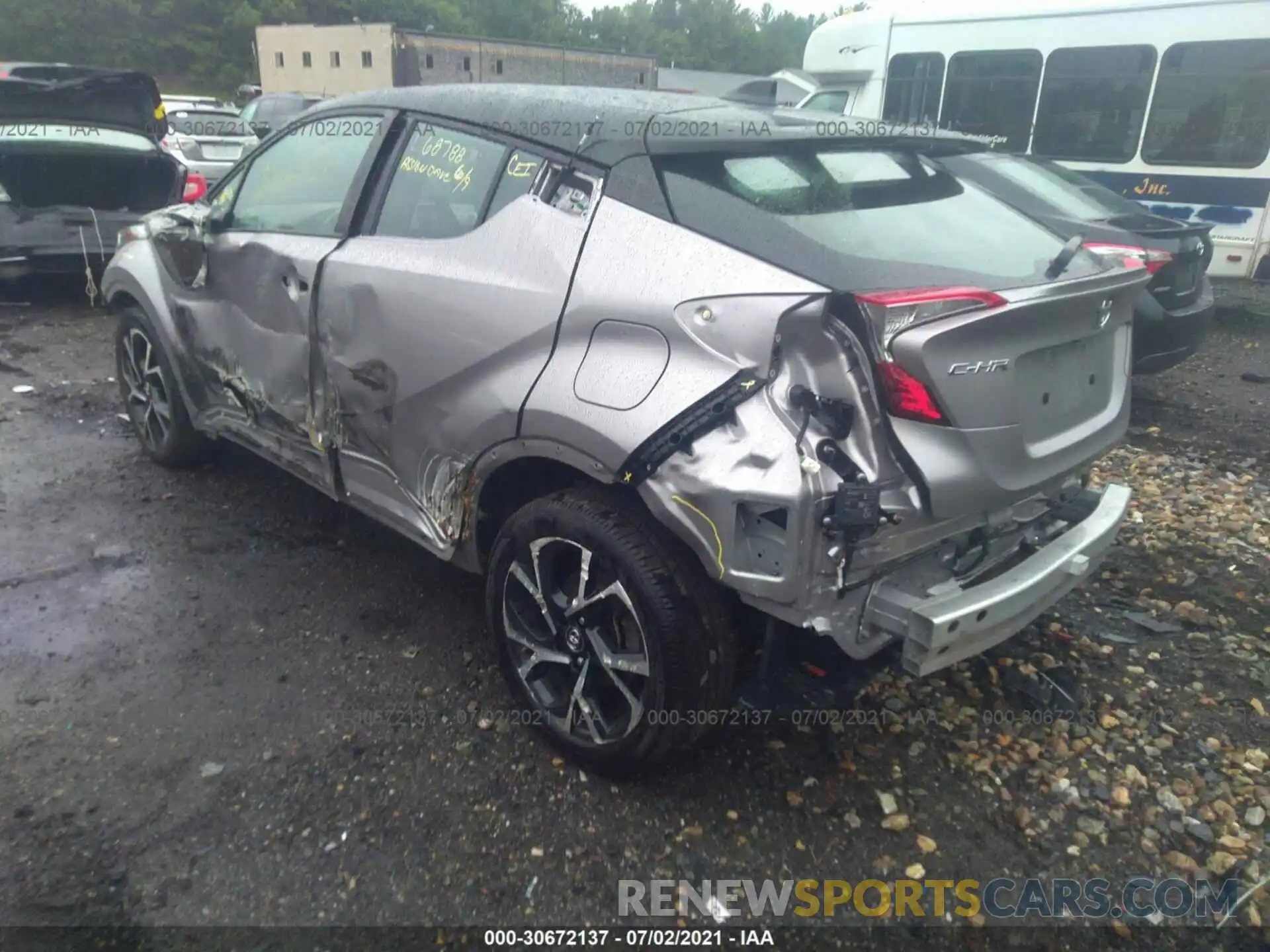 3 Photograph of a damaged car NMTKHMBX4KR092666 TOYOTA C-HR 2019