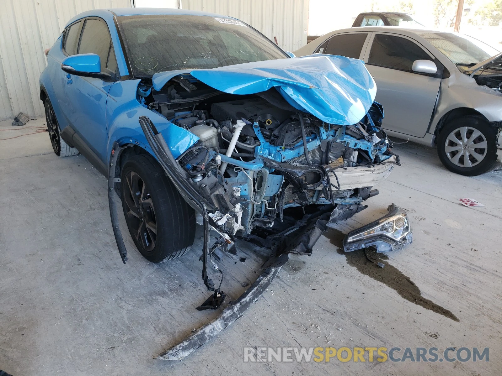 1 Photograph of a damaged car NMTKHMBX4KR093963 TOYOTA C-HR 2019