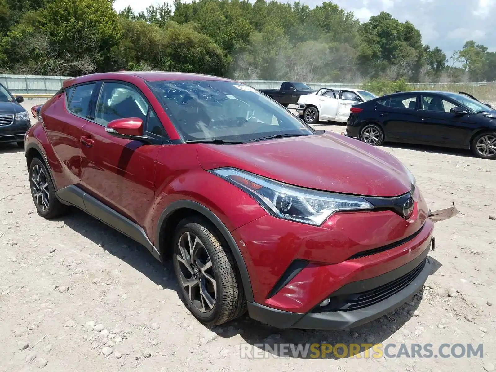 1 Photograph of a damaged car NMTKHMBX4KR097589 TOYOTA C-HR 2019