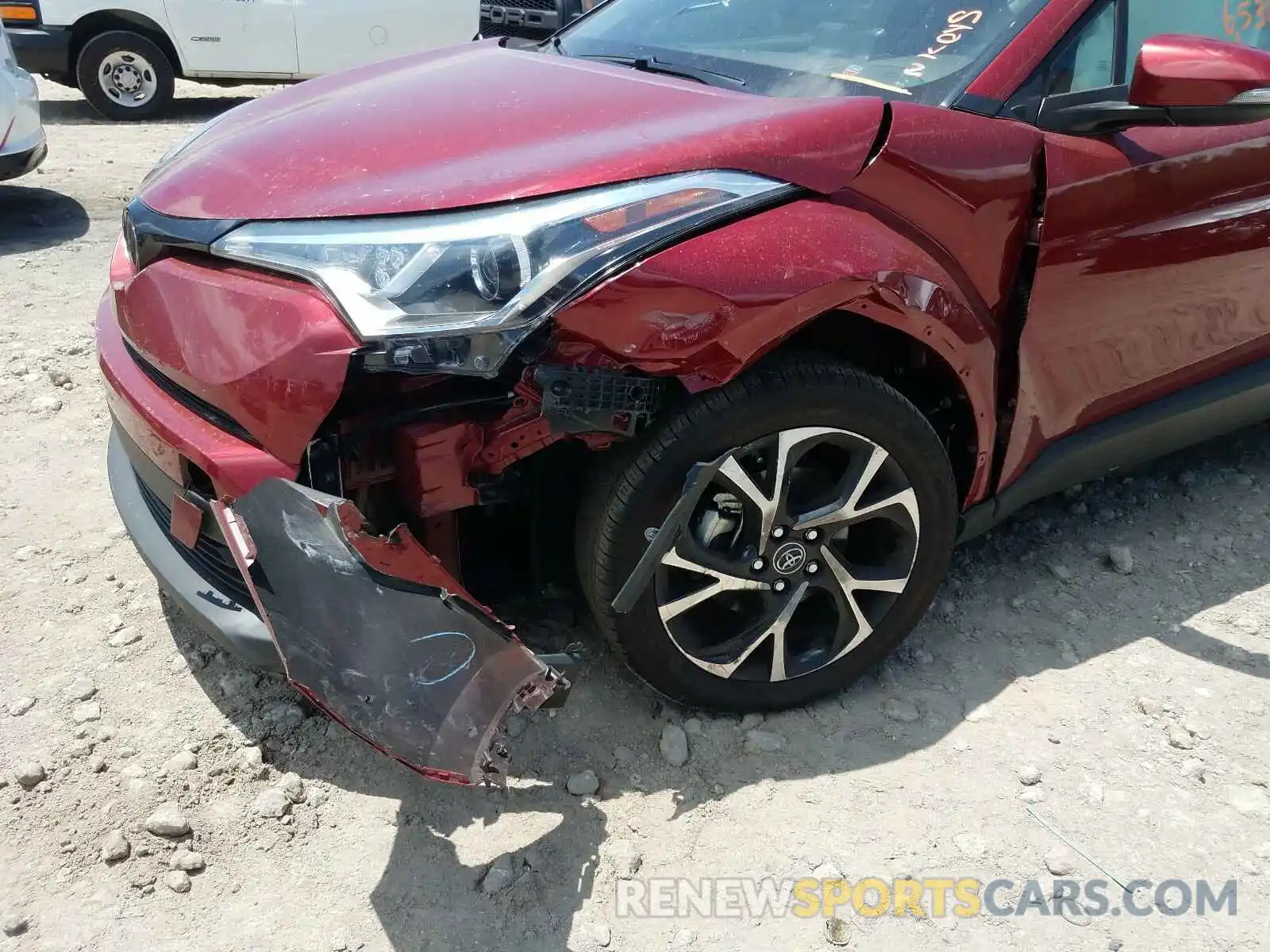 9 Photograph of a damaged car NMTKHMBX4KR097589 TOYOTA C-HR 2019