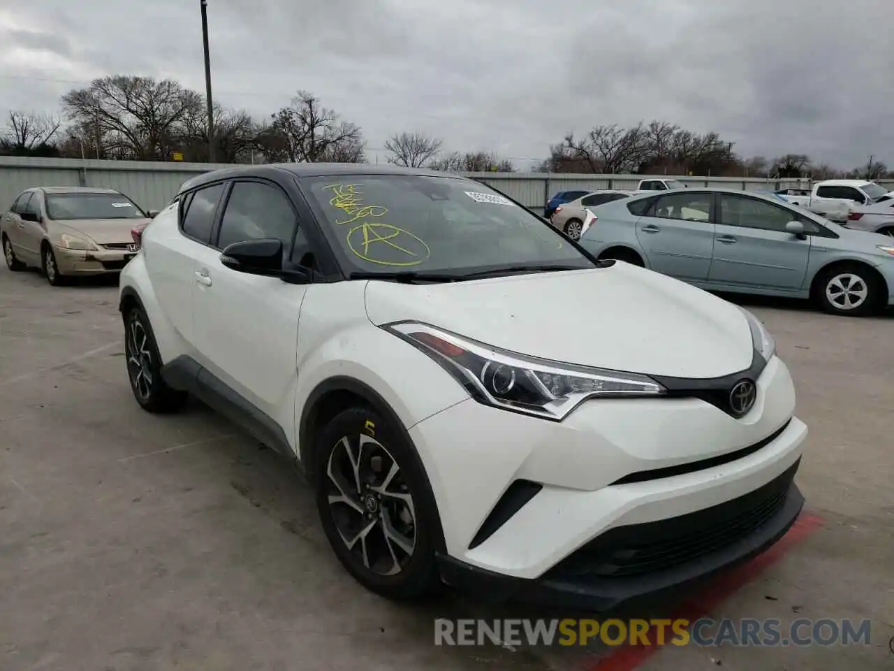 9 Photograph of a damaged car NMTKHMBX4KR098029 TOYOTA C-HR 2019