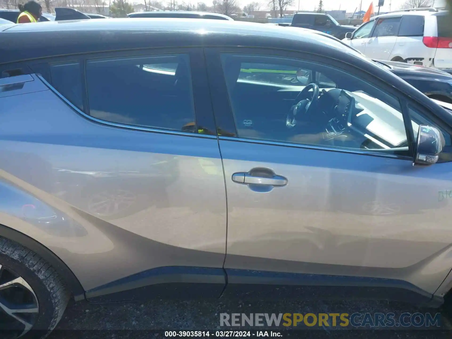 13 Photograph of a damaged car NMTKHMBX4KR100166 TOYOTA C-HR 2019