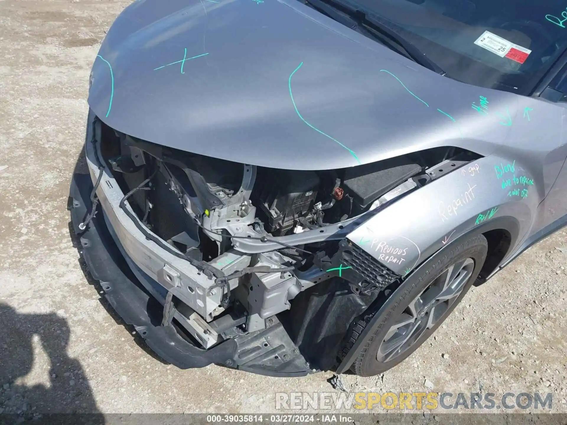 18 Photograph of a damaged car NMTKHMBX4KR100166 TOYOTA C-HR 2019