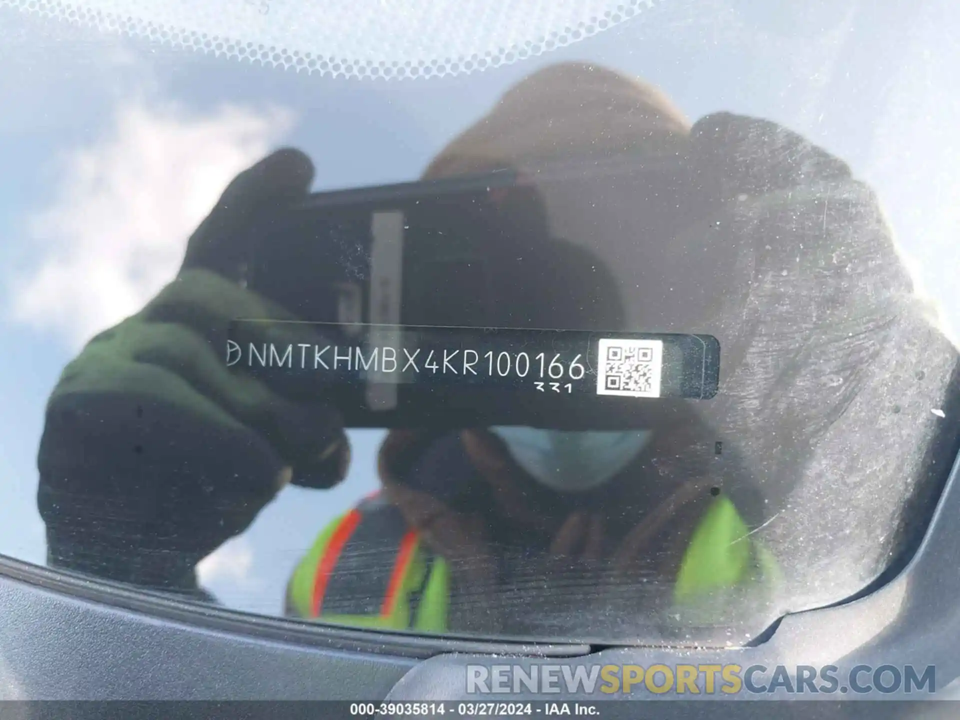 9 Photograph of a damaged car NMTKHMBX4KR100166 TOYOTA C-HR 2019