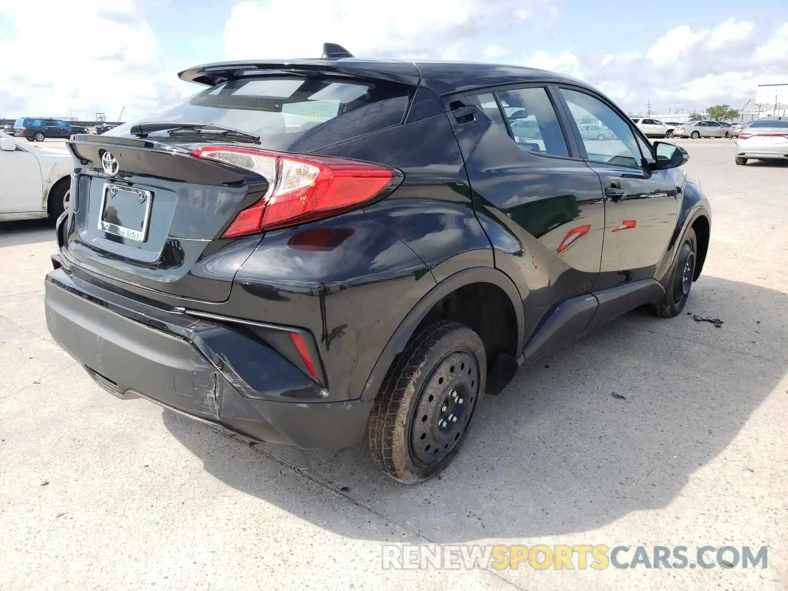 4 Фотография поврежденного автомобиля NMTKHMBX4KR100460 TOYOTA C-HR 2019