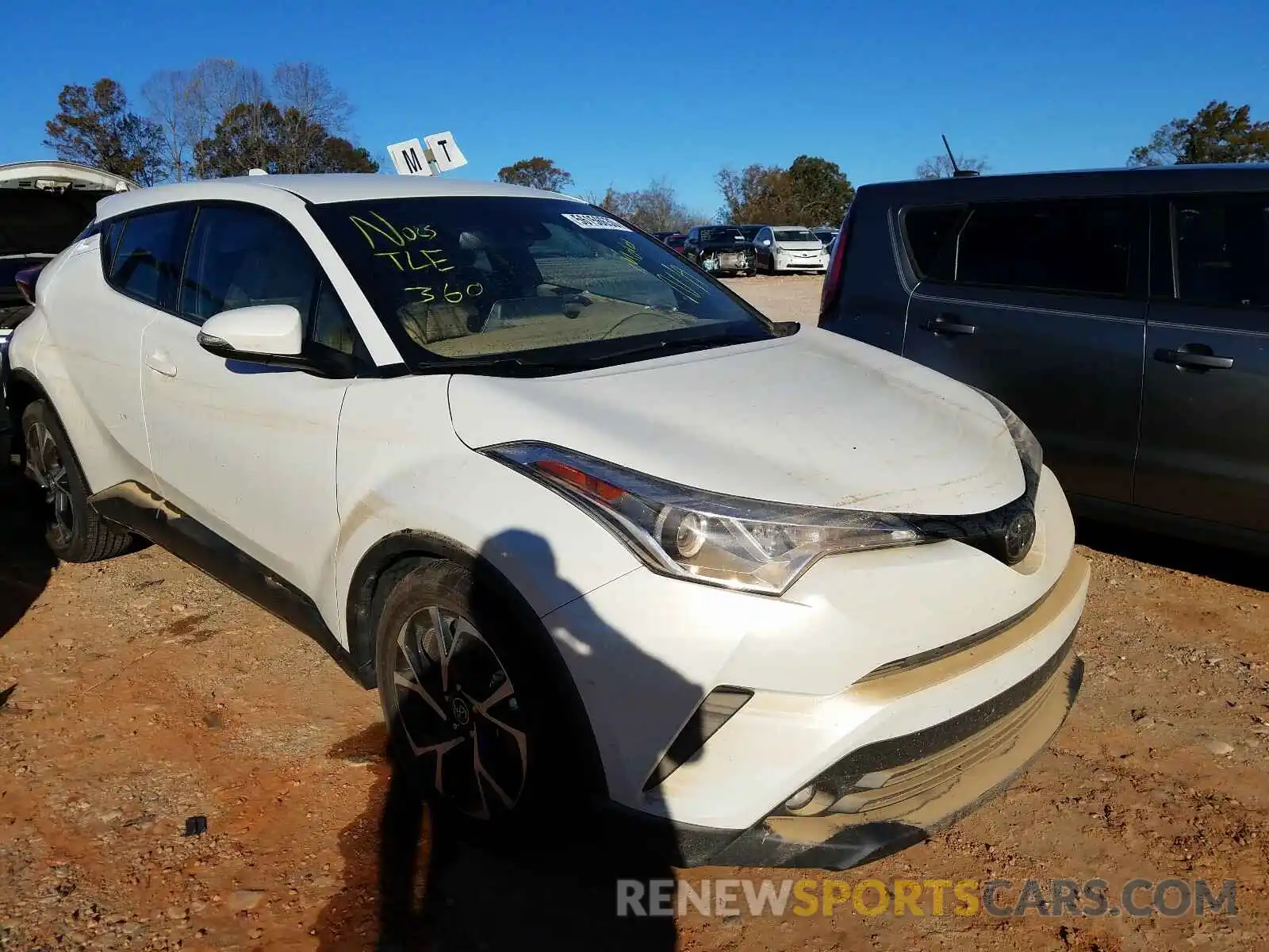 1 Photograph of a damaged car NMTKHMBX4KR100636 TOYOTA C-HR 2019