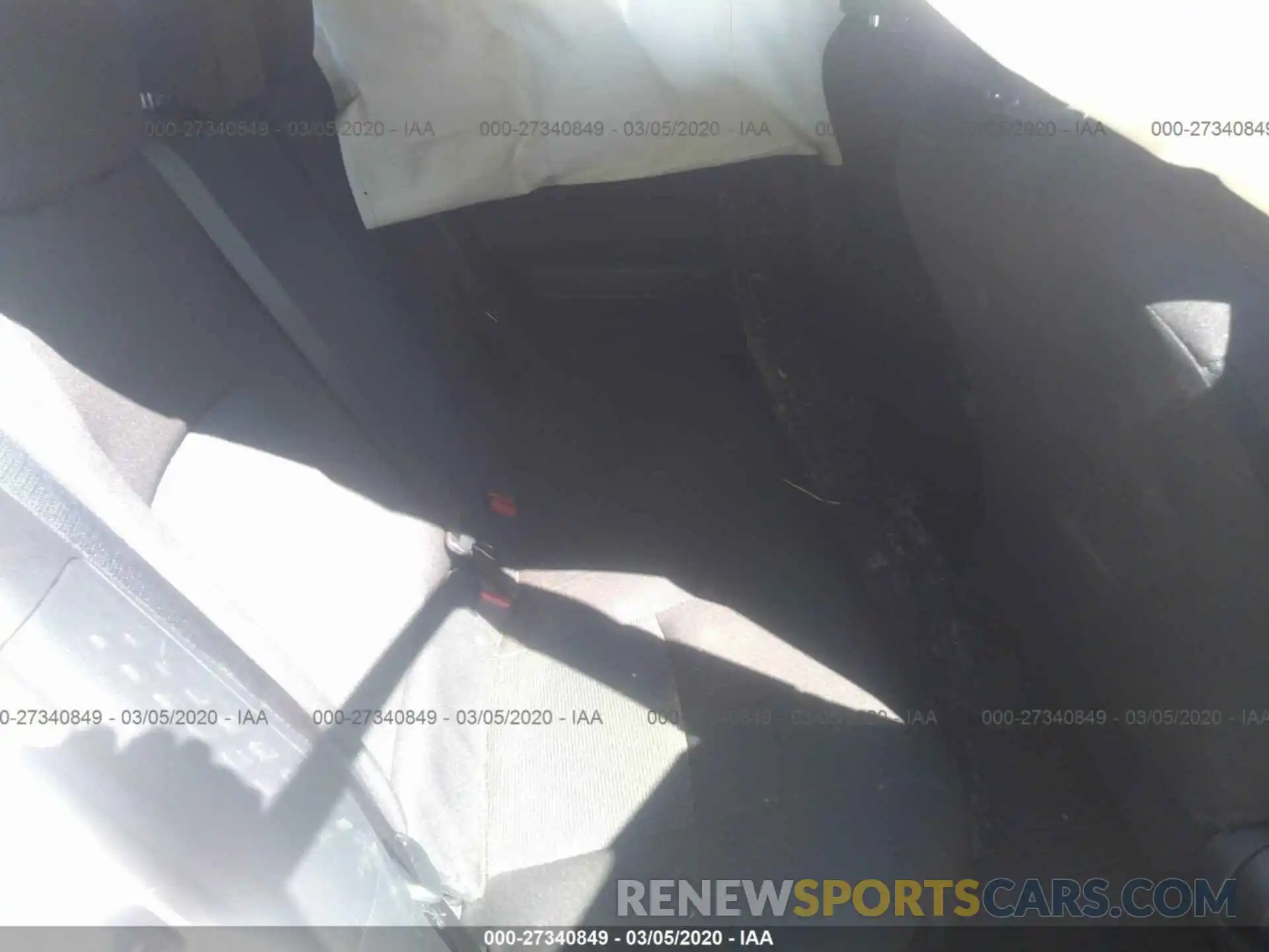 8 Photograph of a damaged car NMTKHMBX4KR101205 TOYOTA C-HR 2019