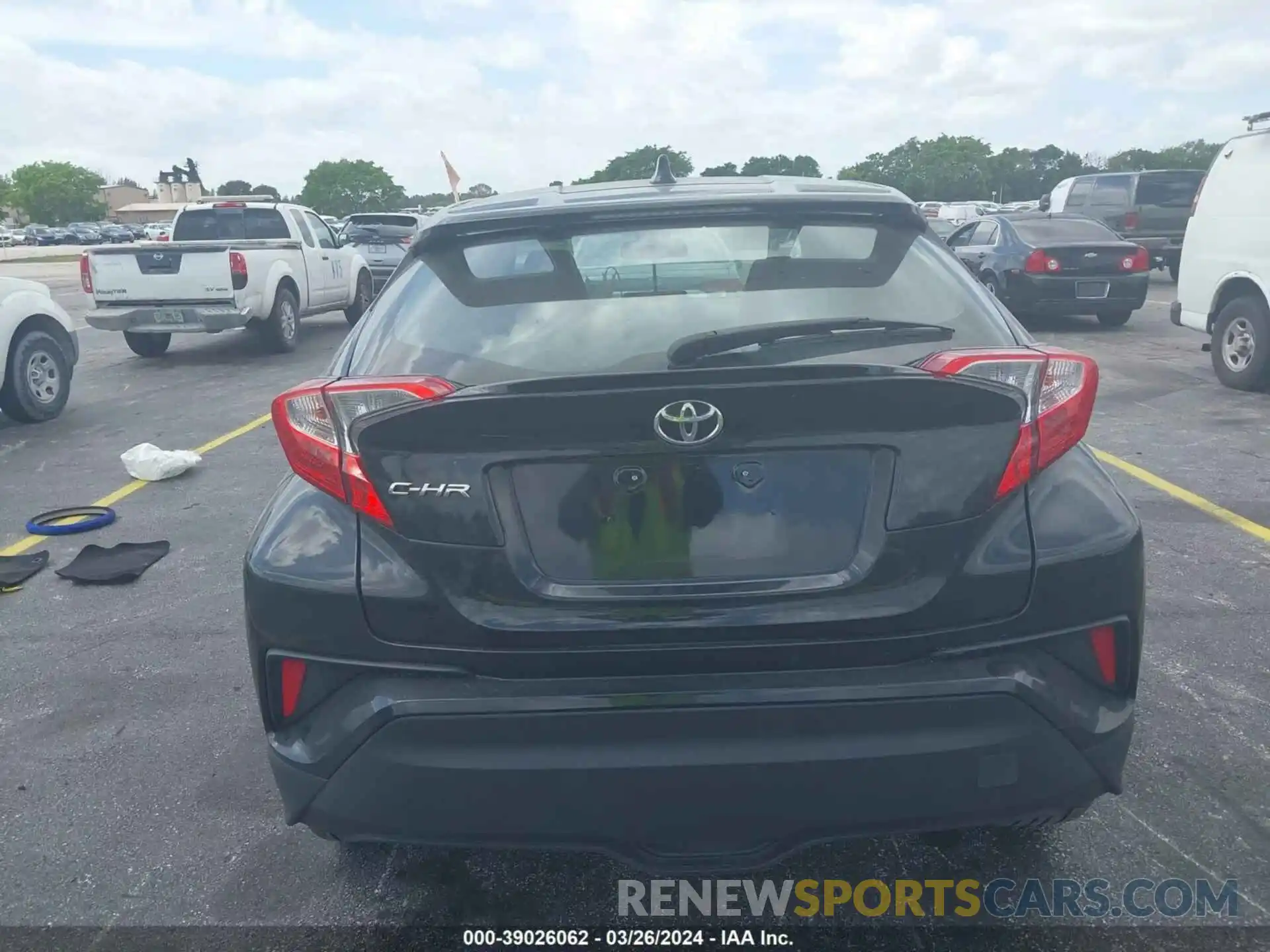 16 Photograph of a damaged car NMTKHMBX5KR069445 TOYOTA C-HR 2019