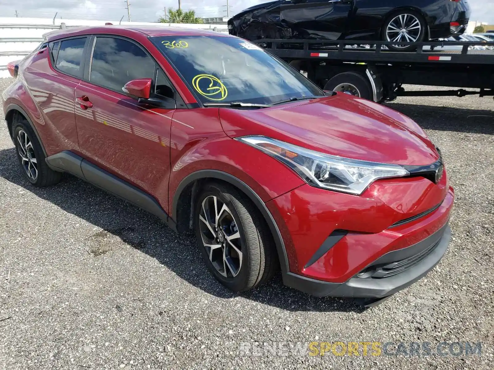 1 Photograph of a damaged car NMTKHMBX5KR069459 TOYOTA C-HR 2019