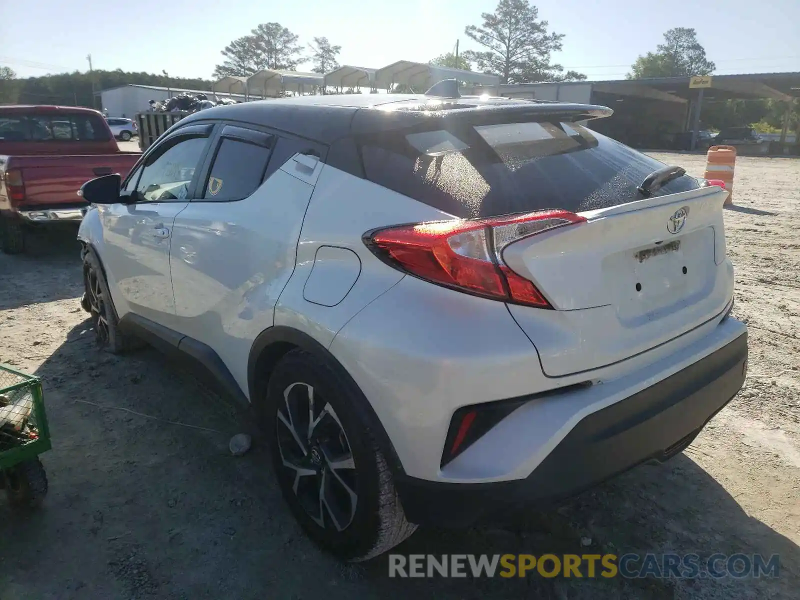 3 Photograph of a damaged car NMTKHMBX5KR073673 TOYOTA C-HR 2019