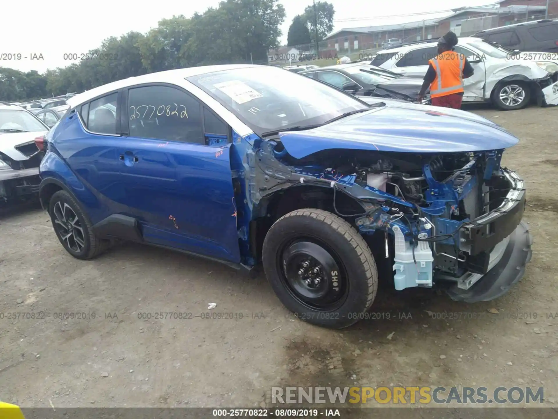 1 Photograph of a damaged car NMTKHMBX5KR079392 TOYOTA C-HR 2019