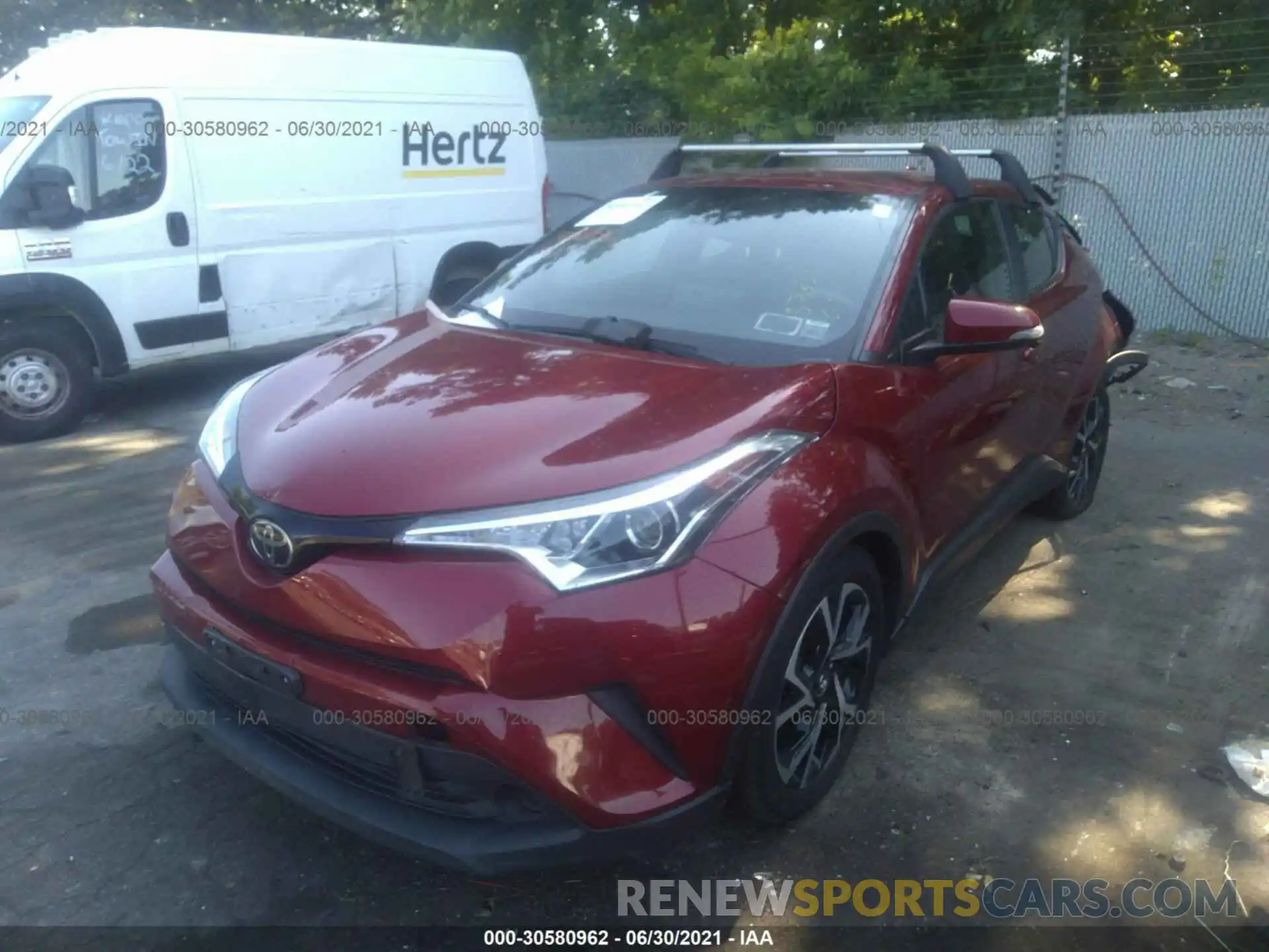 2 Фотография поврежденного автомобиля NMTKHMBX5KR081482 TOYOTA C-HR 2019