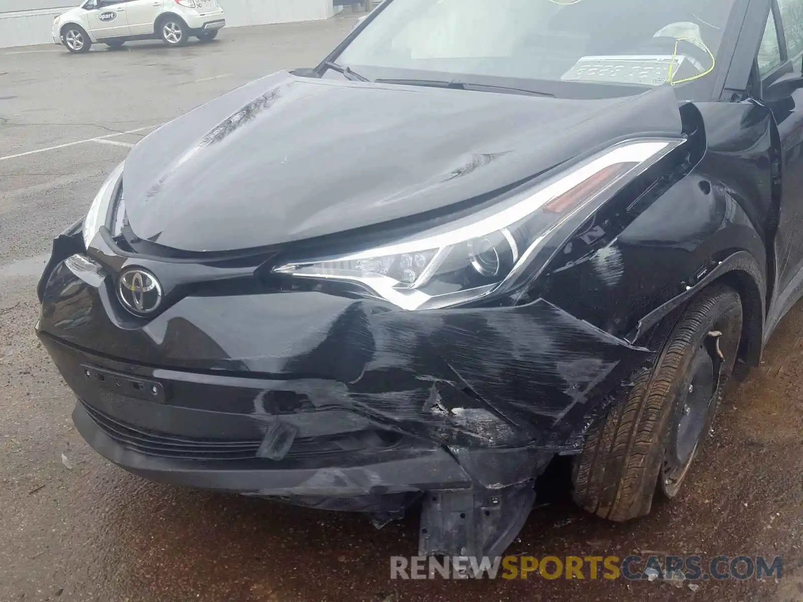 9 Photograph of a damaged car NMTKHMBX5KR081708 TOYOTA C-HR 2019