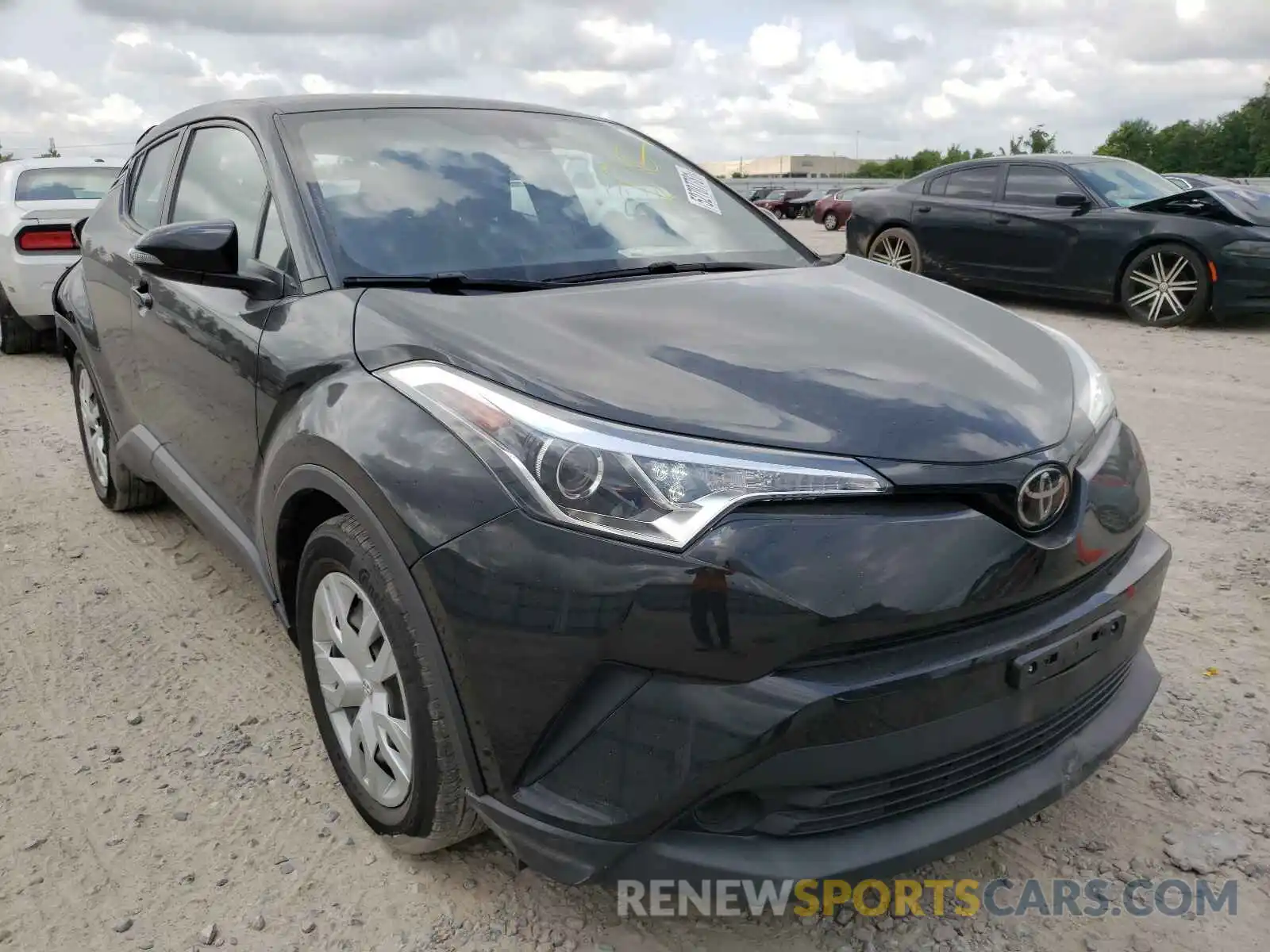 1 Photograph of a damaged car NMTKHMBX5KR081725 TOYOTA C-HR 2019