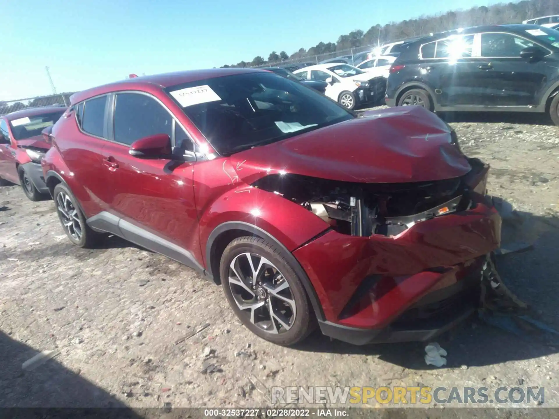 1 Photograph of a damaged car NMTKHMBX5KR083930 TOYOTA C-HR 2019