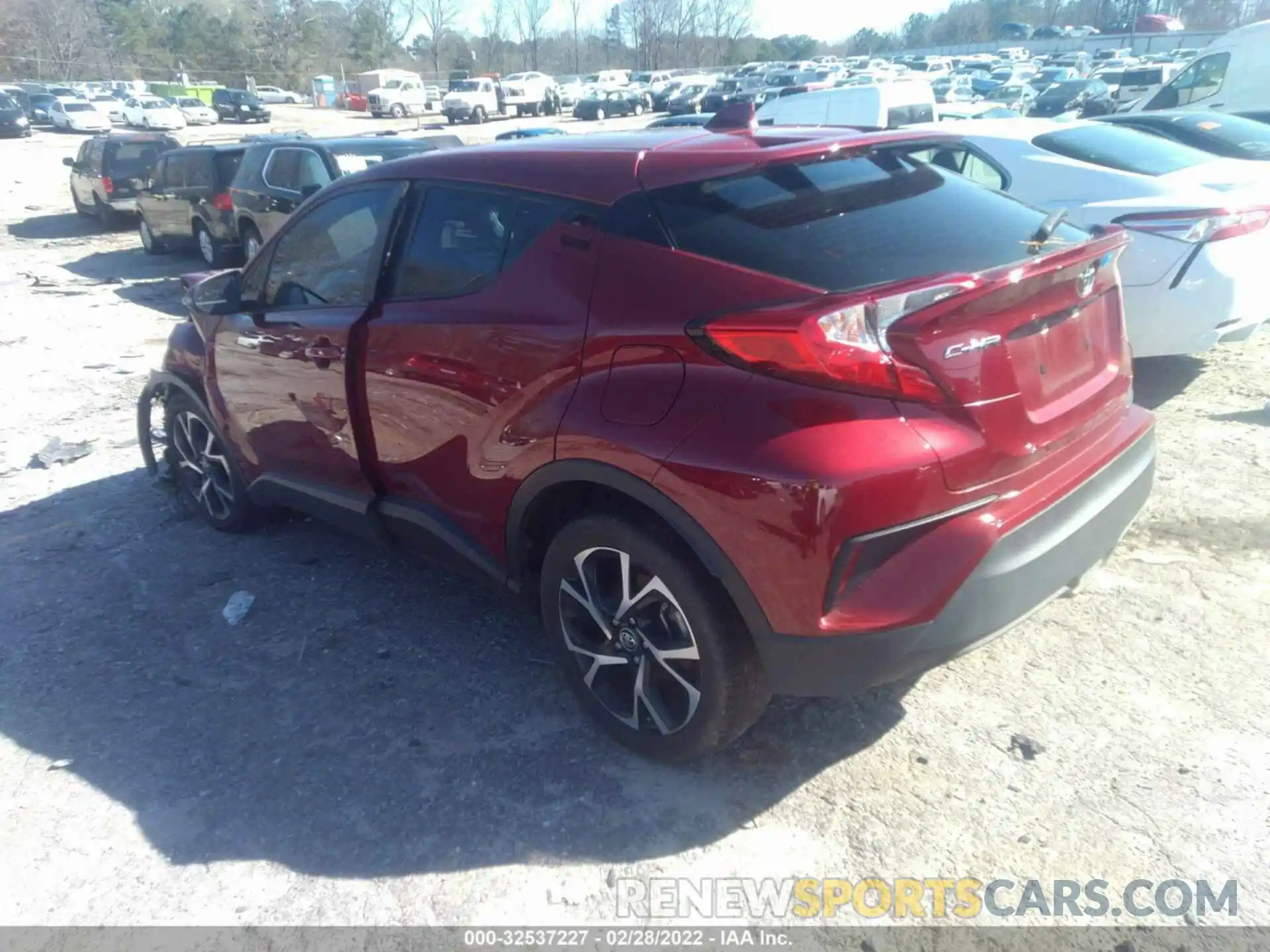 3 Photograph of a damaged car NMTKHMBX5KR083930 TOYOTA C-HR 2019