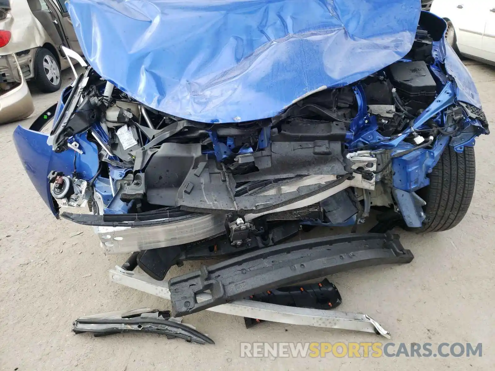 9 Фотография поврежденного автомобиля NMTKHMBX5KR084401 TOYOTA C-HR 2019