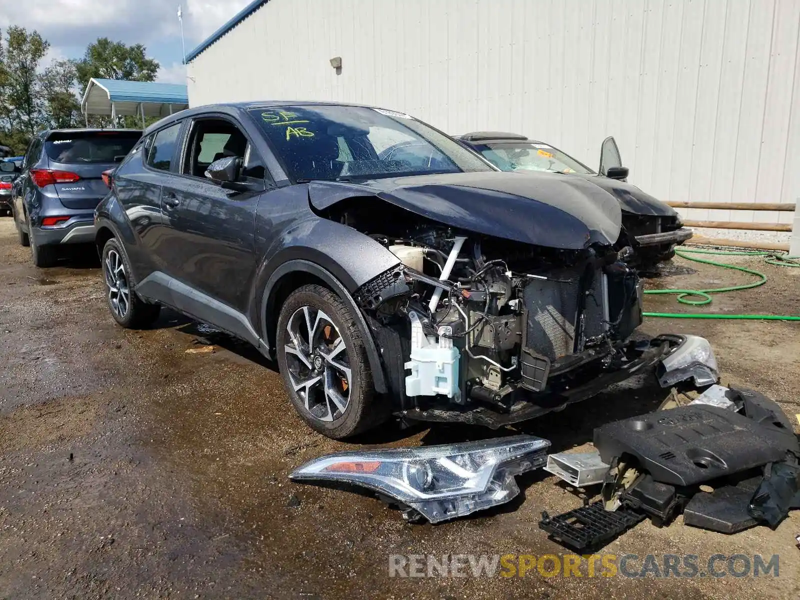 1 Photograph of a damaged car NMTKHMBX5KR084561 TOYOTA C-HR 2019