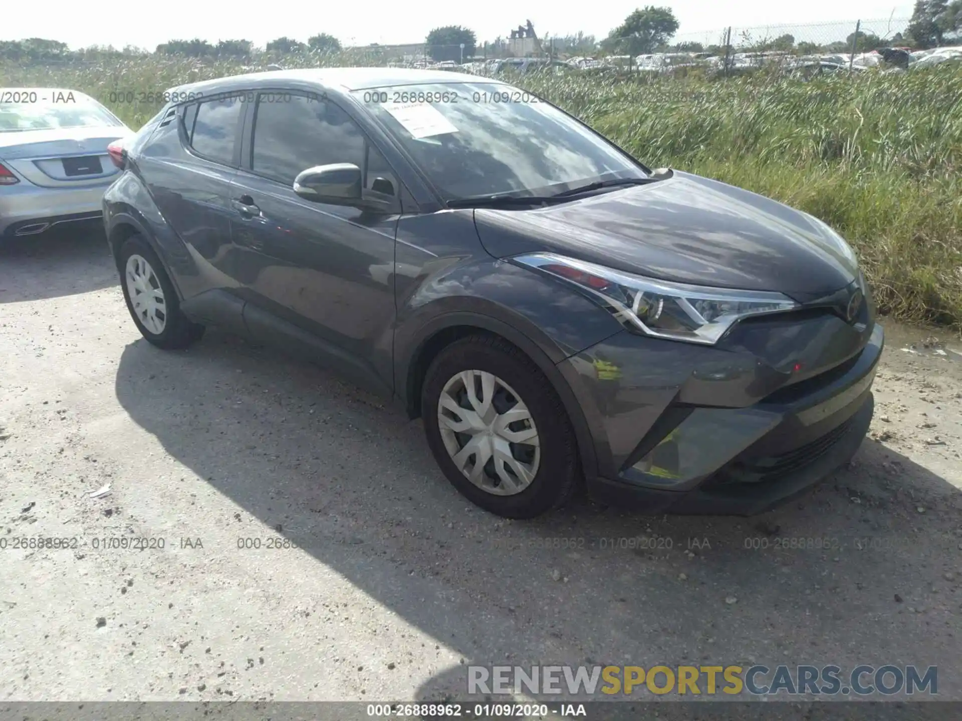 1 Photograph of a damaged car NMTKHMBX5KR090151 TOYOTA C-HR 2019